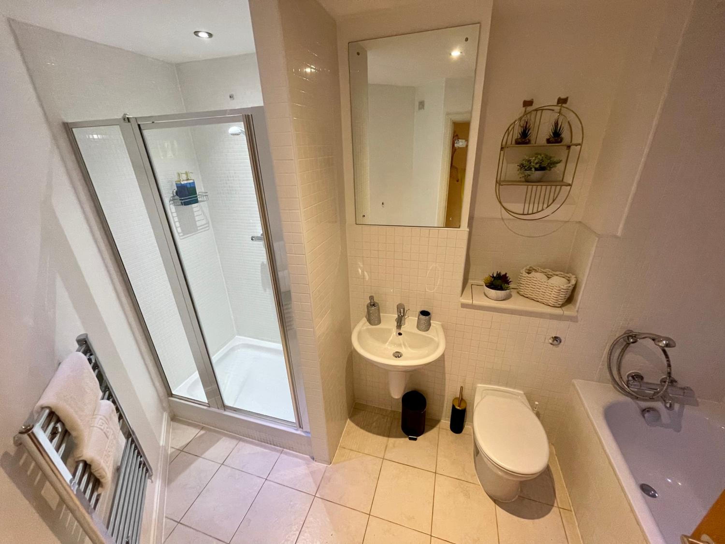 Leicester Vacations - Empire Serviced Apartments - Property Image 27