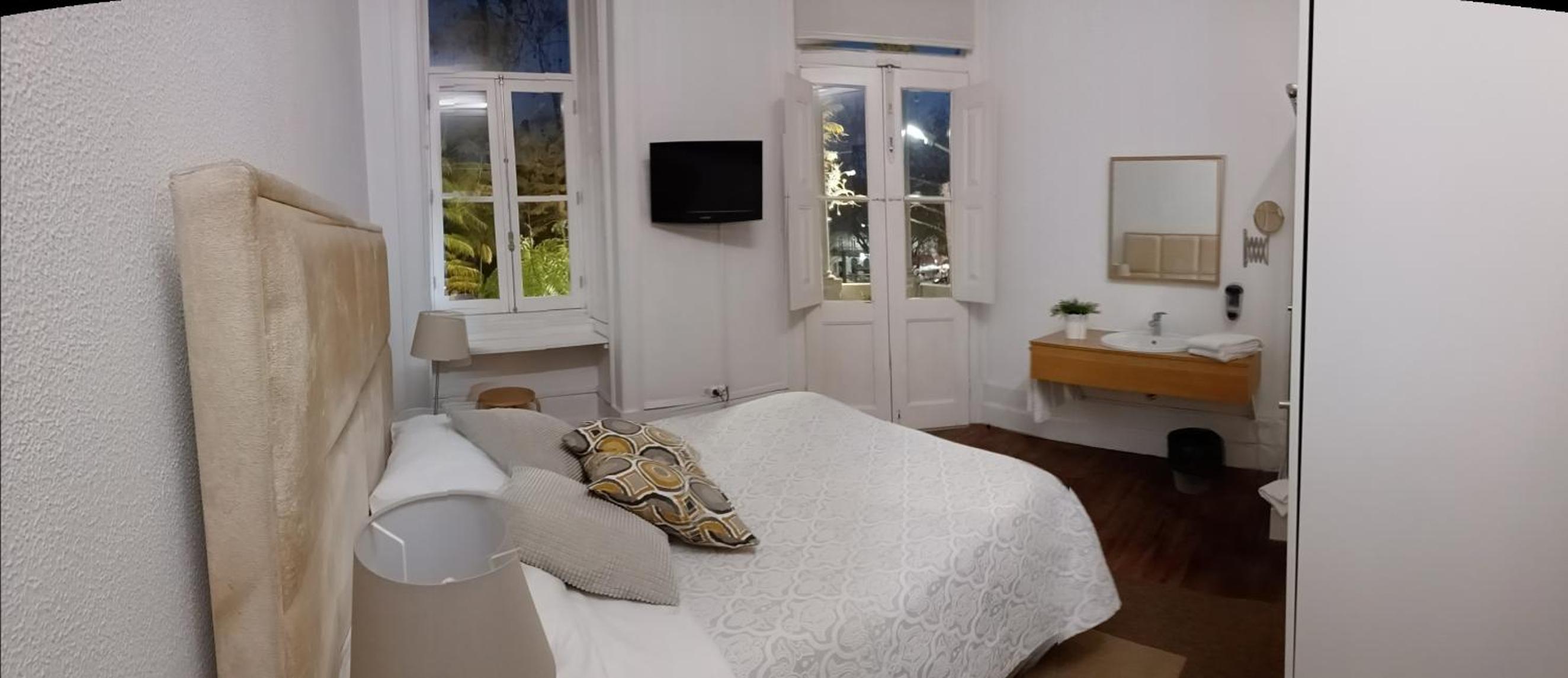 WW Hostel & Suites — photo 54