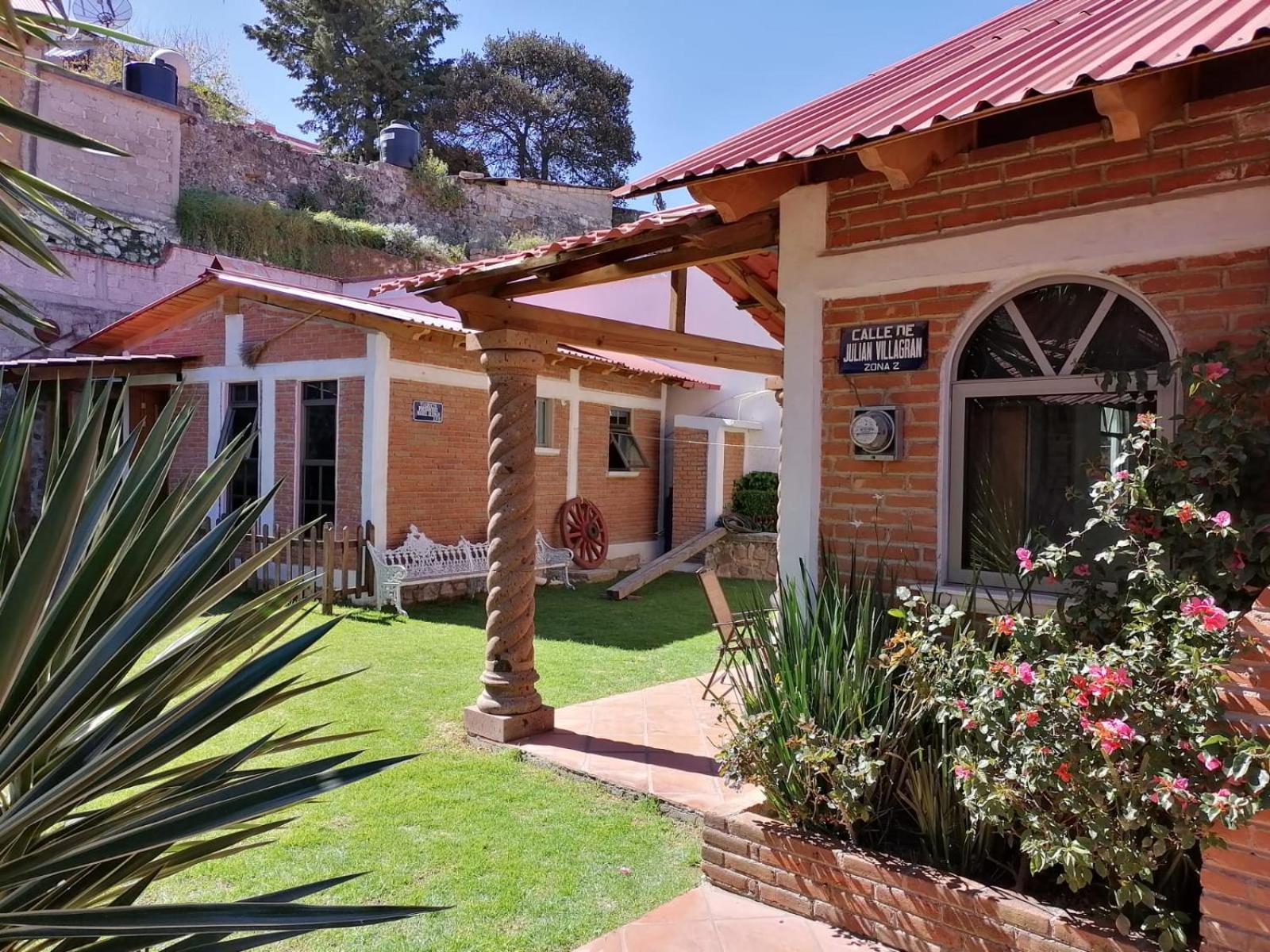 Hotel Cabaña La Brujita centro del pueblito magico - Image 1