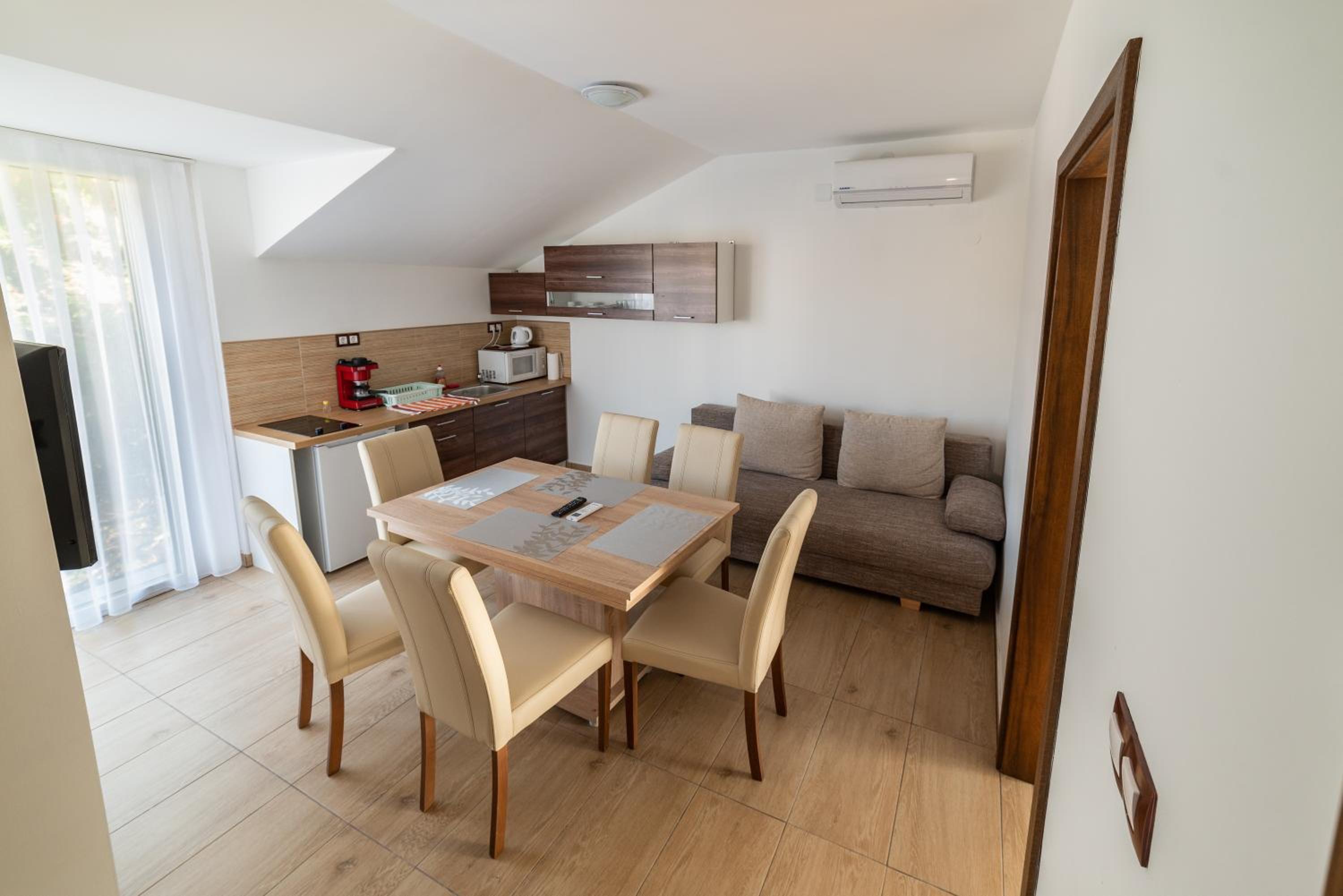 Golden Beach Apartments Siófok by BLTN