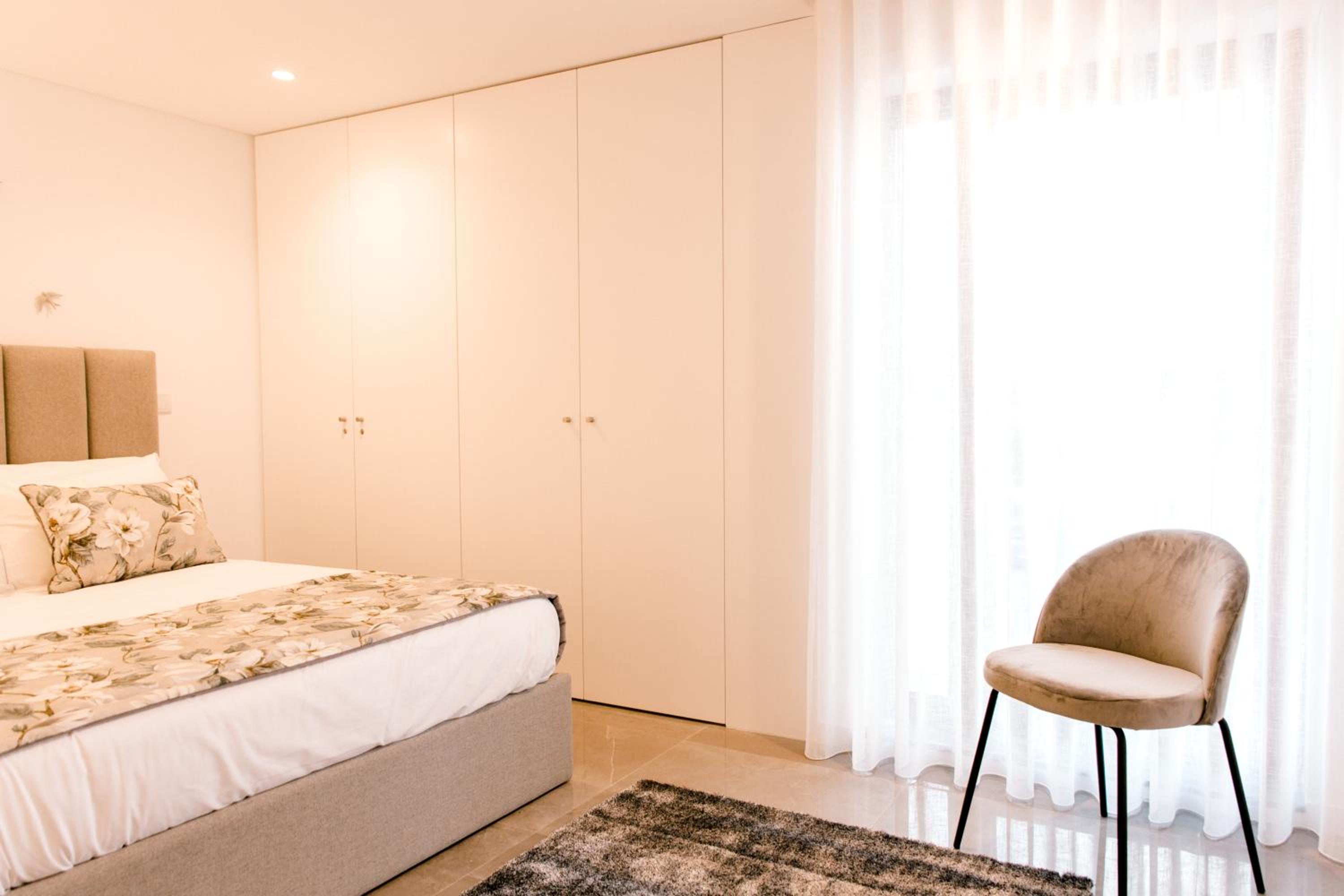 DCM LOFTS en Arcozelo — hotel room