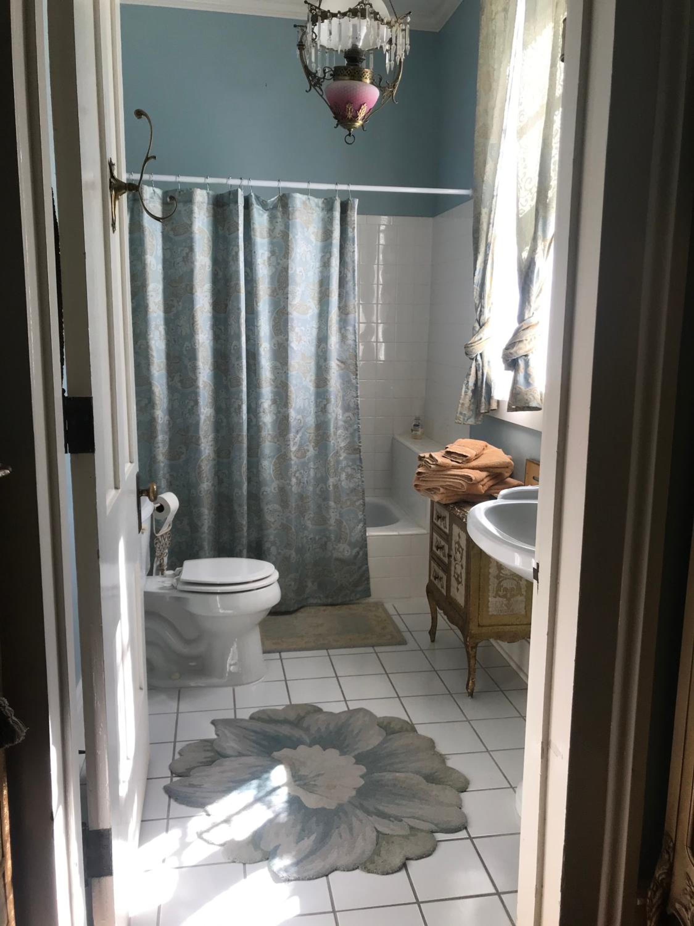 Shadowlawn Bed and Breakfast