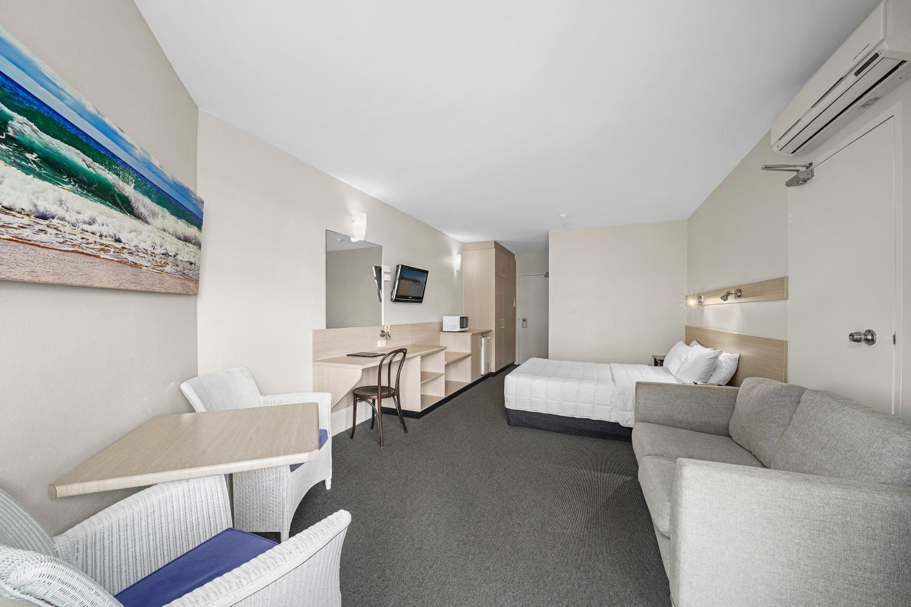 East Port Motor Inn