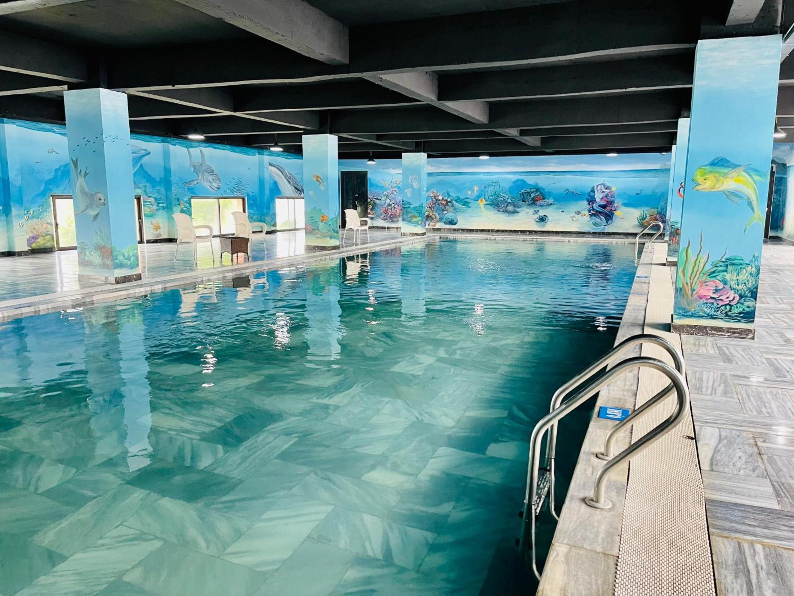 Glory Resort