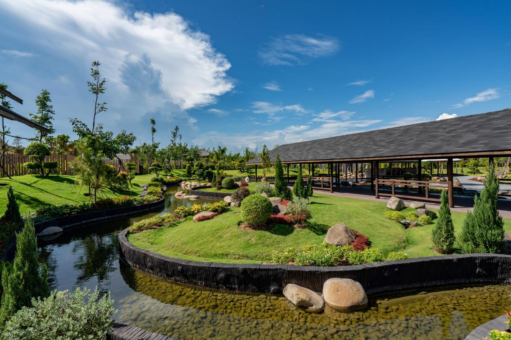 Minera Hot Springs Binh Chau