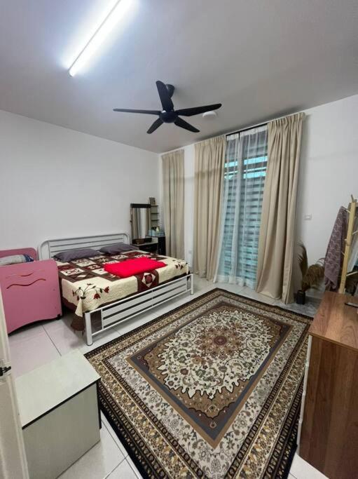 Hadeerna Homestay - Double storey terrace photo 4