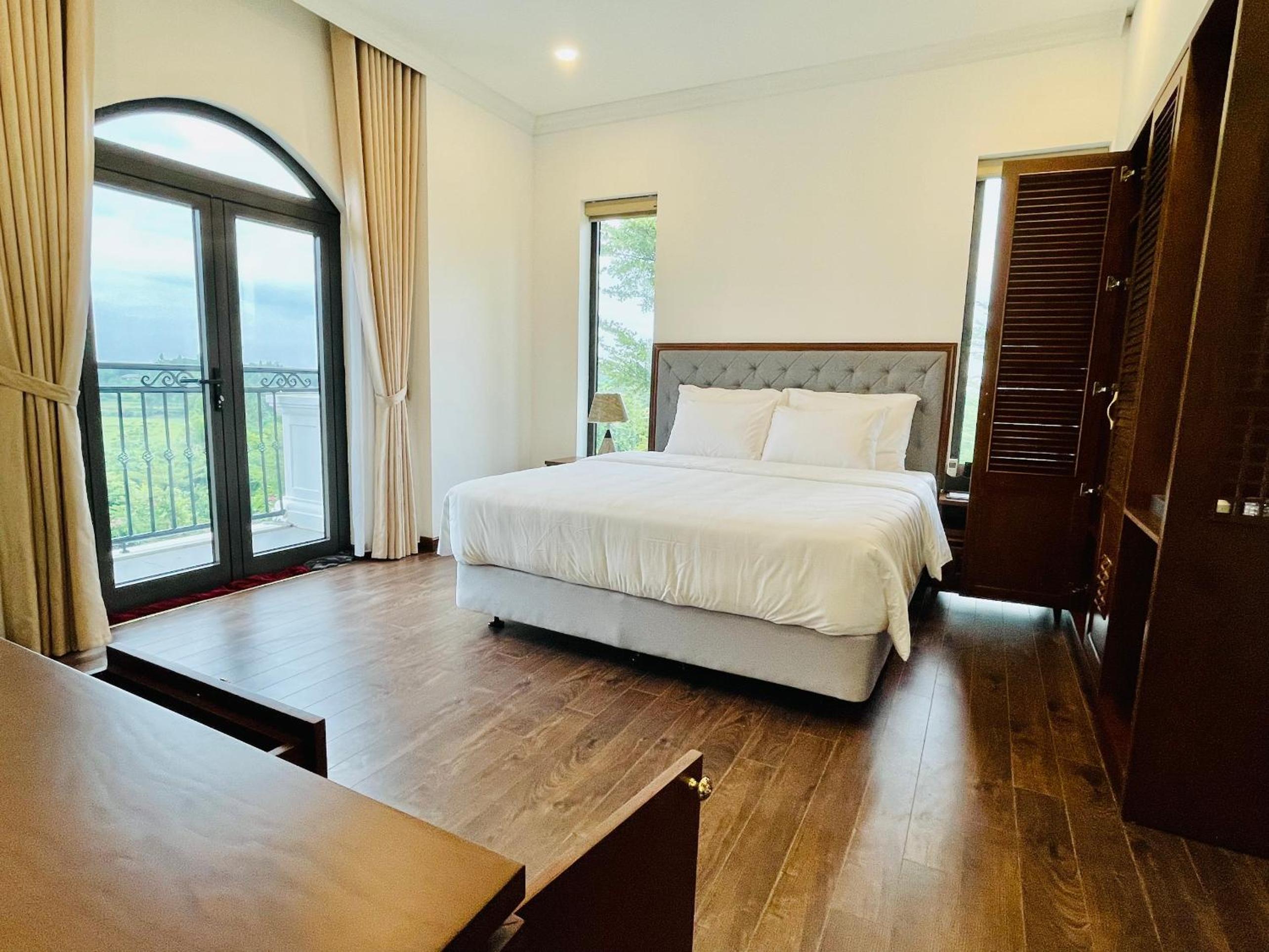Glory Resort