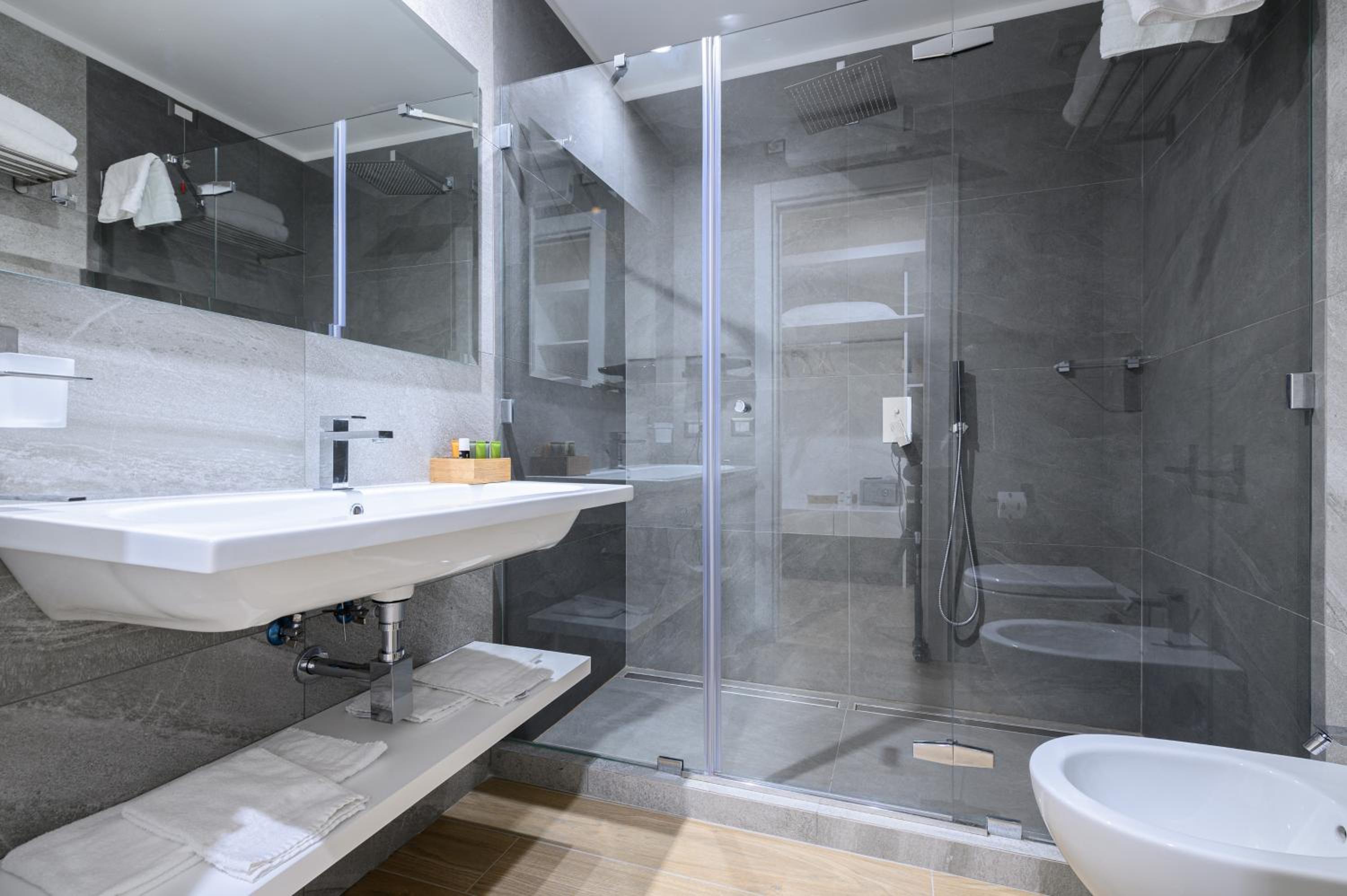 Alma Suites