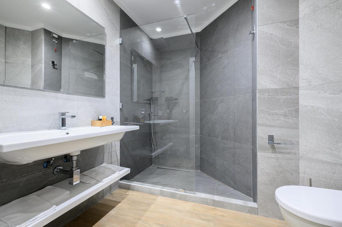 Alma Suites