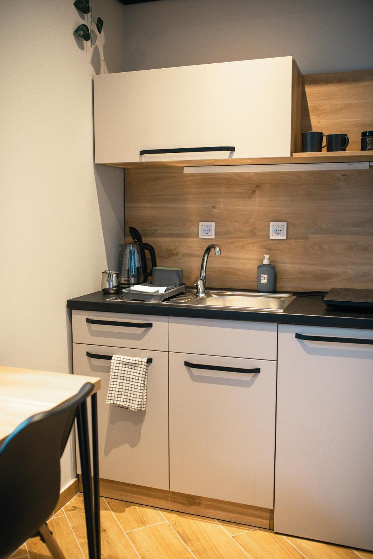 Manoir Apartments City Center