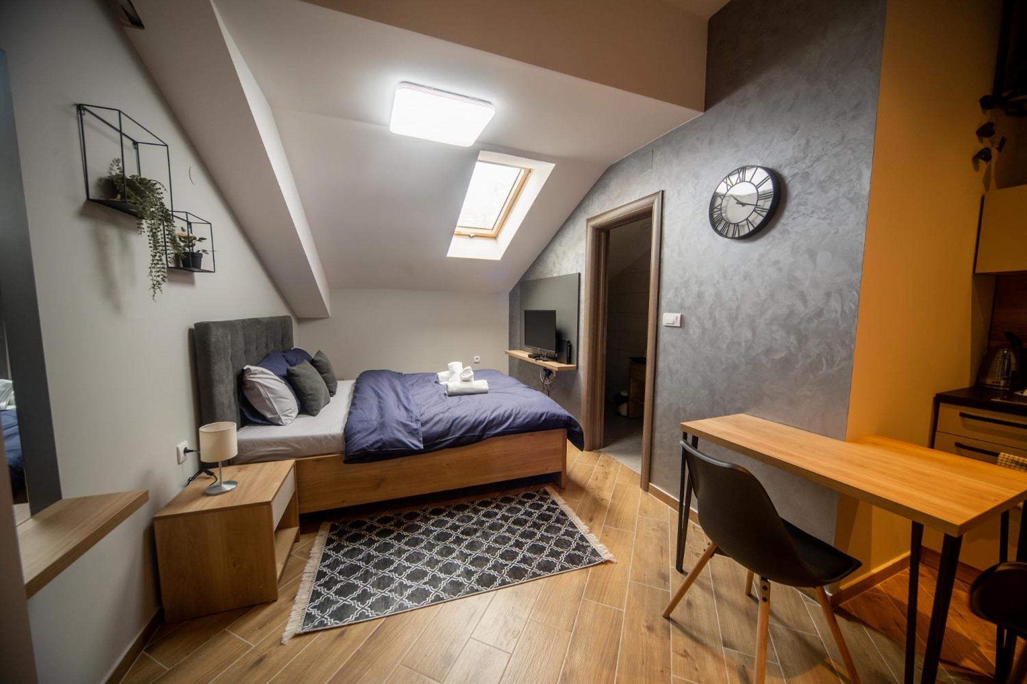 Manoir Apartments City Center