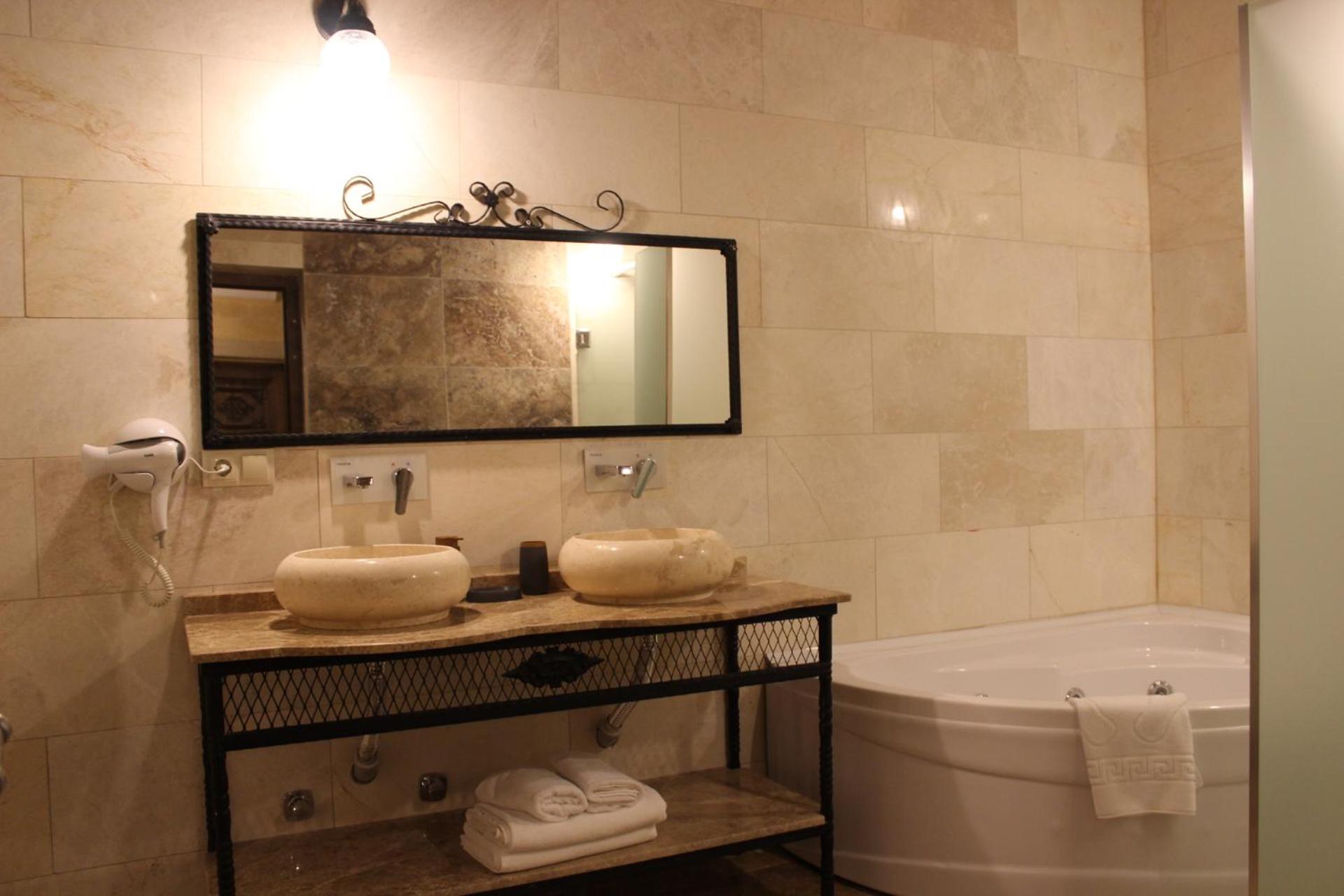 Kayra Cave Suites - Image 13