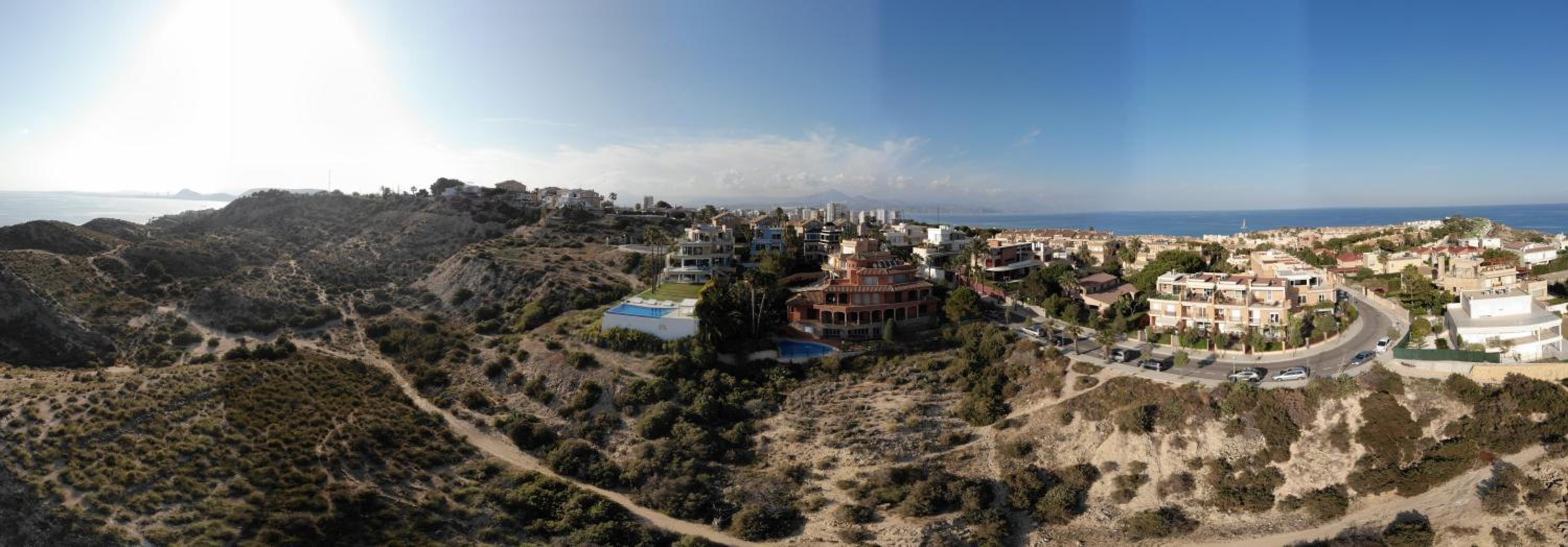 "LA FAVORITA" view 4