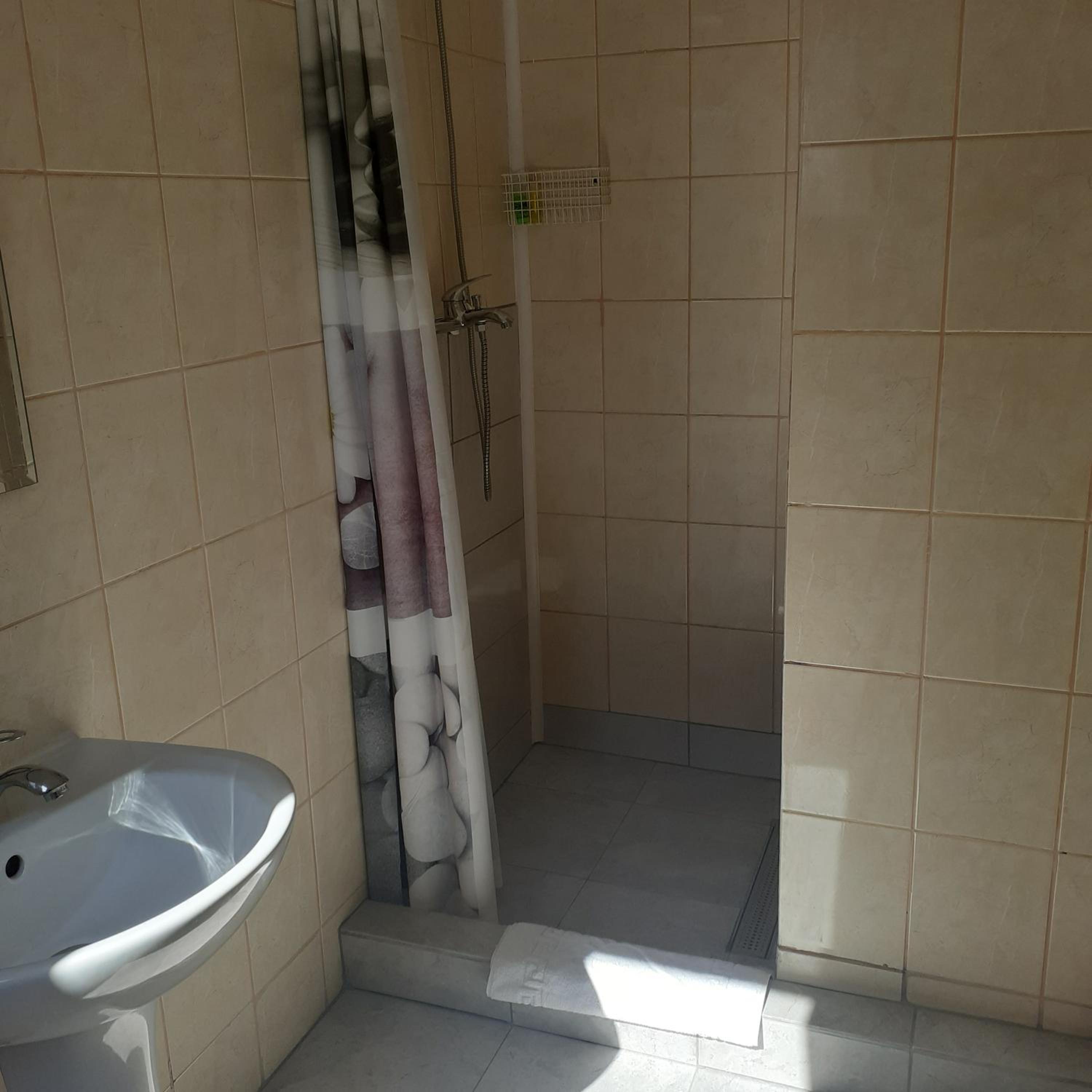 Photo 48