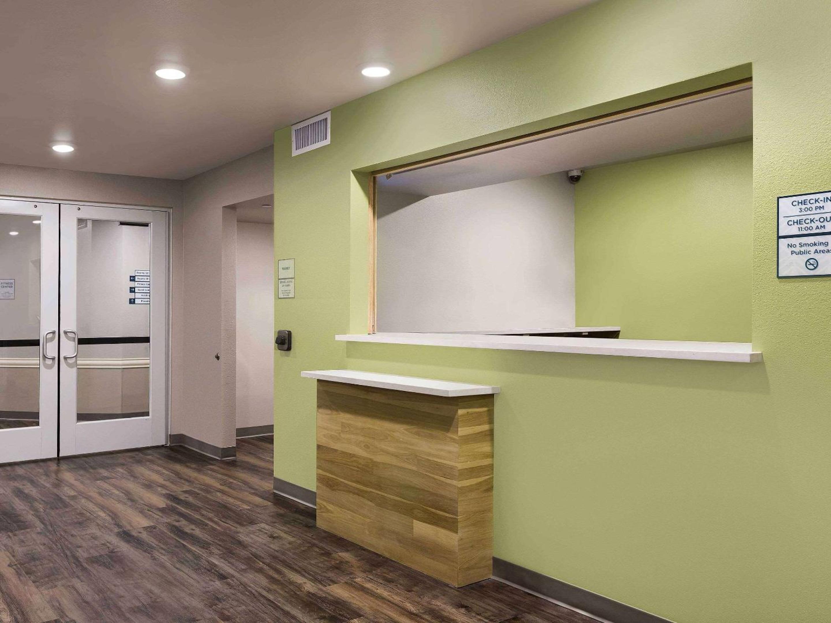 Candlewood Suites Pecos by IHG view 4