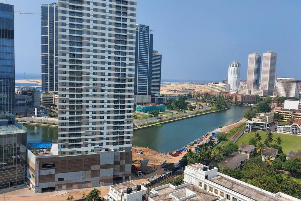 Jays Apartment - Colombo 02 at the heart of convenience view 2