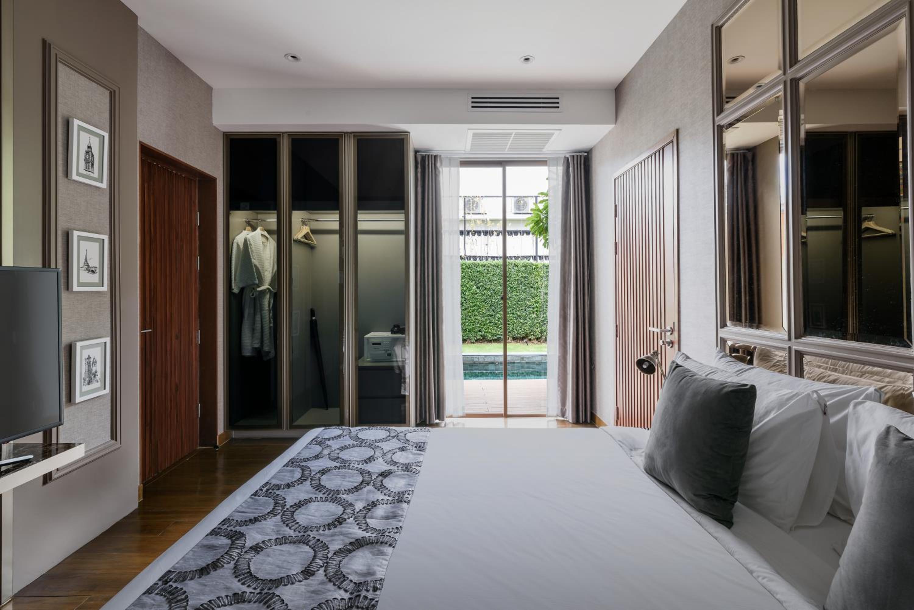 Itz Time Hua Hin Pool Villa