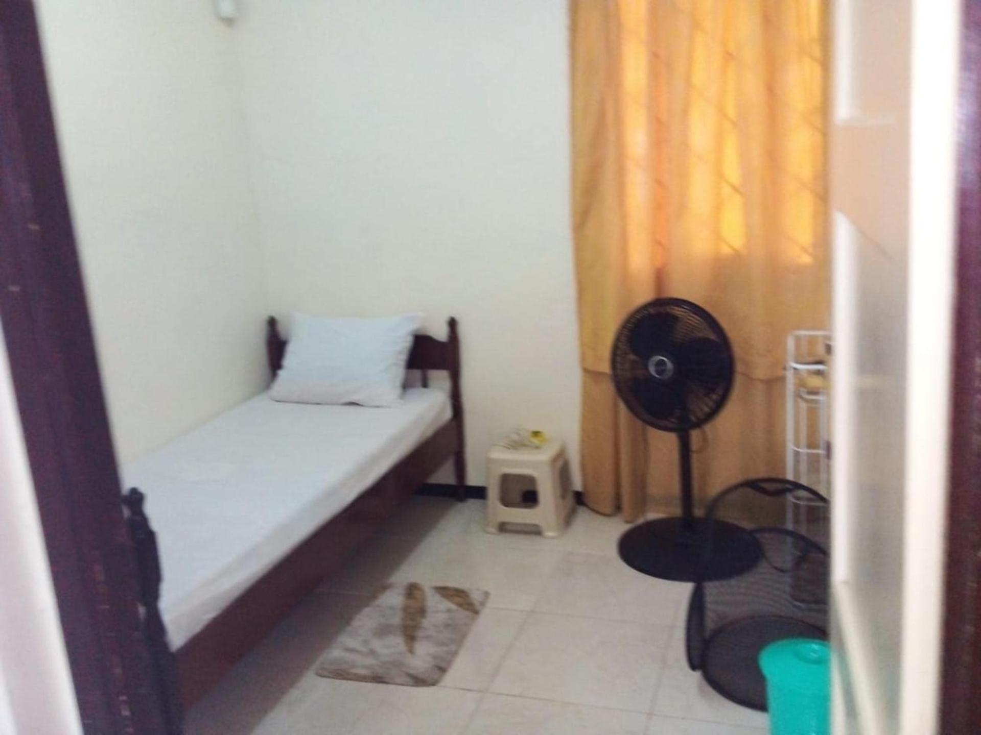 3 Bed House - Sleeps 4 - Parking - Wifi view 4