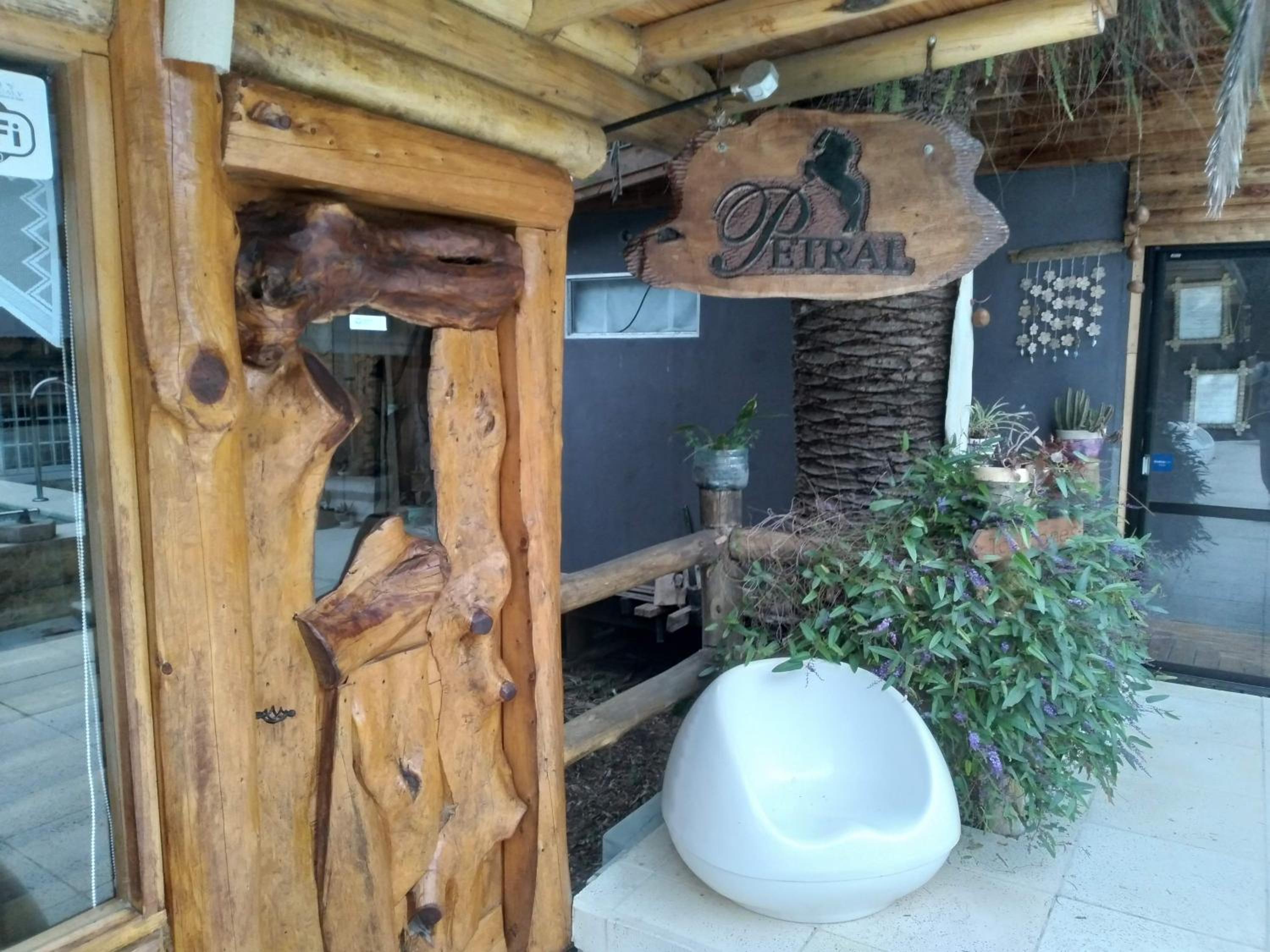 Pualy Resort & Spa