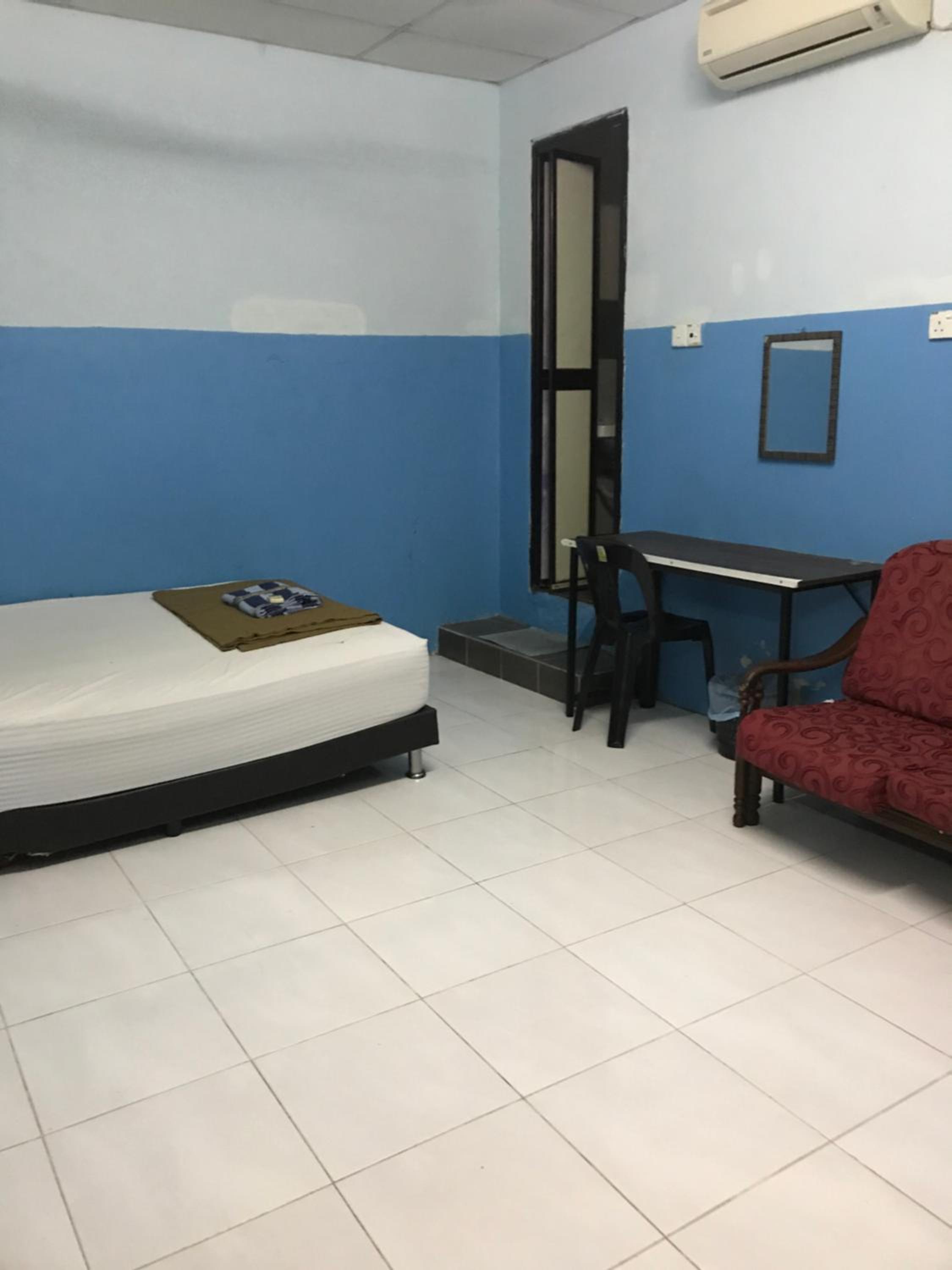YB HOUSE photo 4