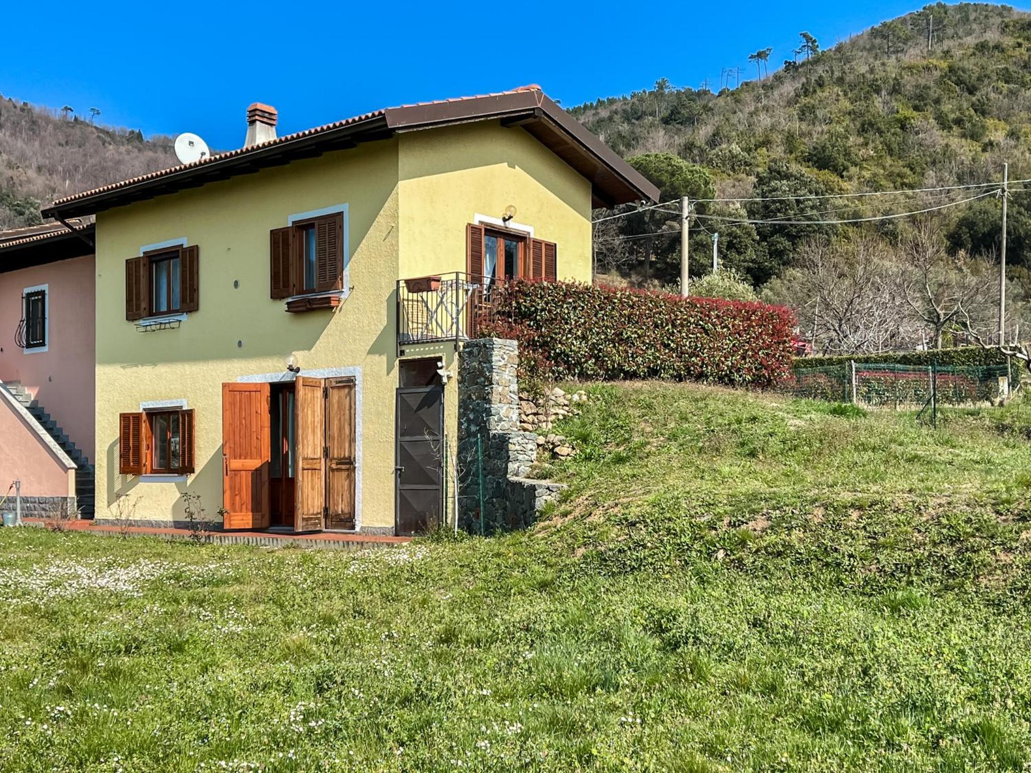 Splendido appartamento tra le colline ed il mare di Celle Ligure