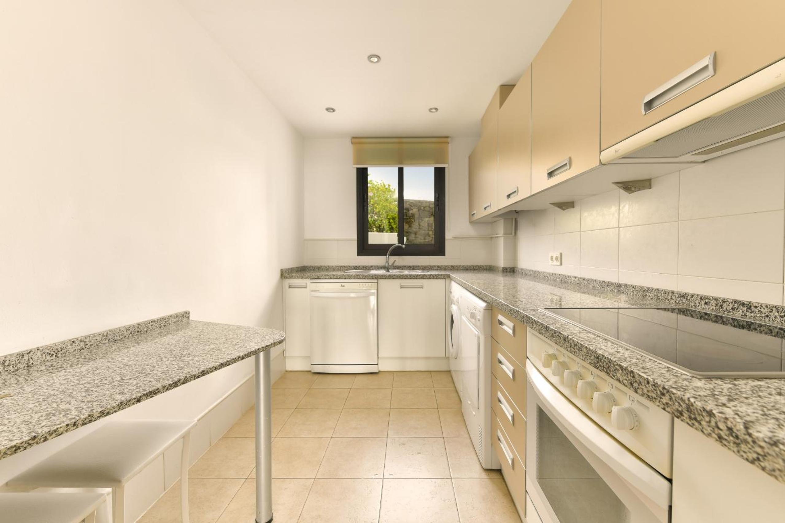 Exclusivo apartamento de 2 dormitorios vista mar lateral photo 4