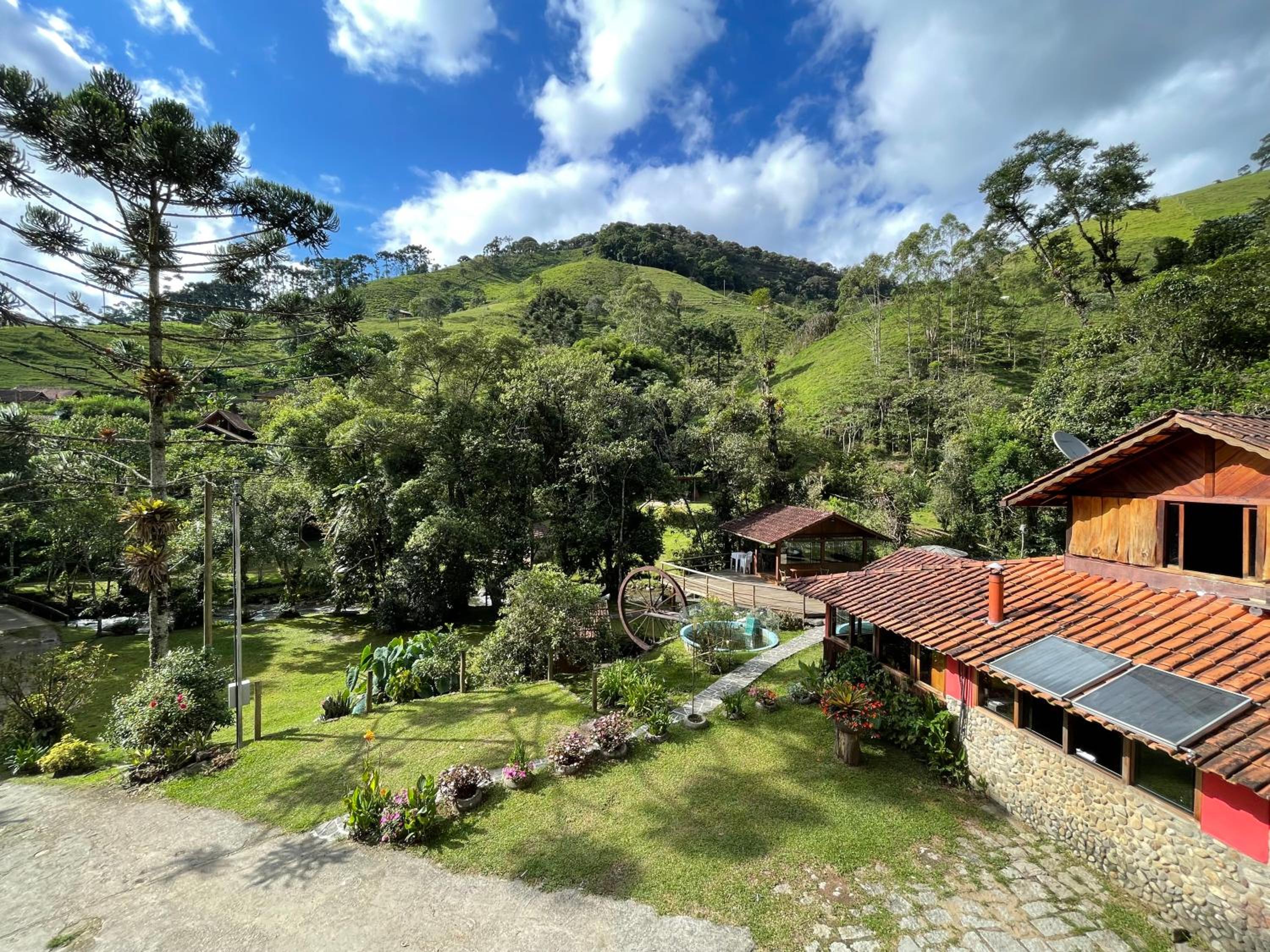 Chalé rústico truta dá floresta 3