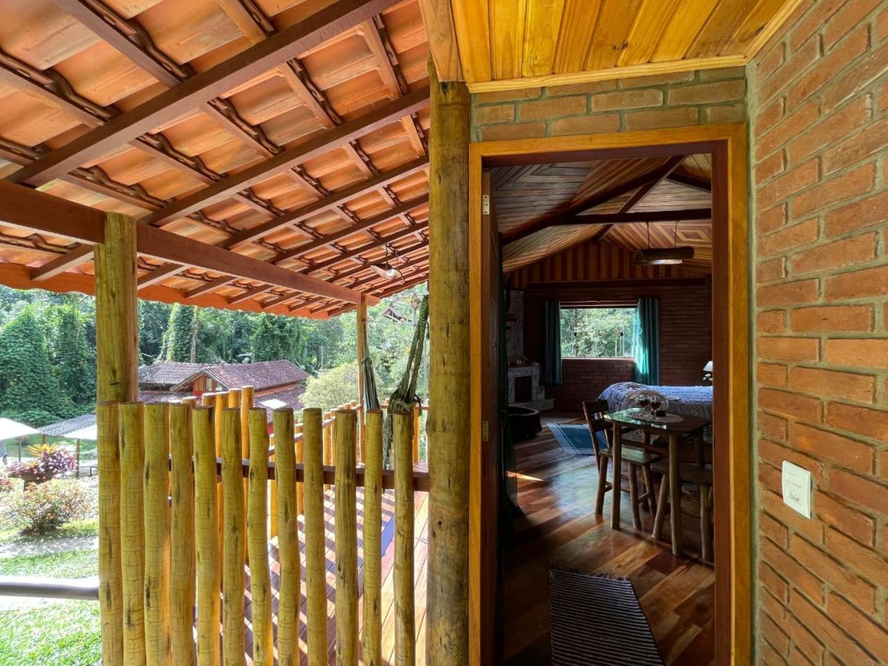 Chalé rústico truta dá floresta 3