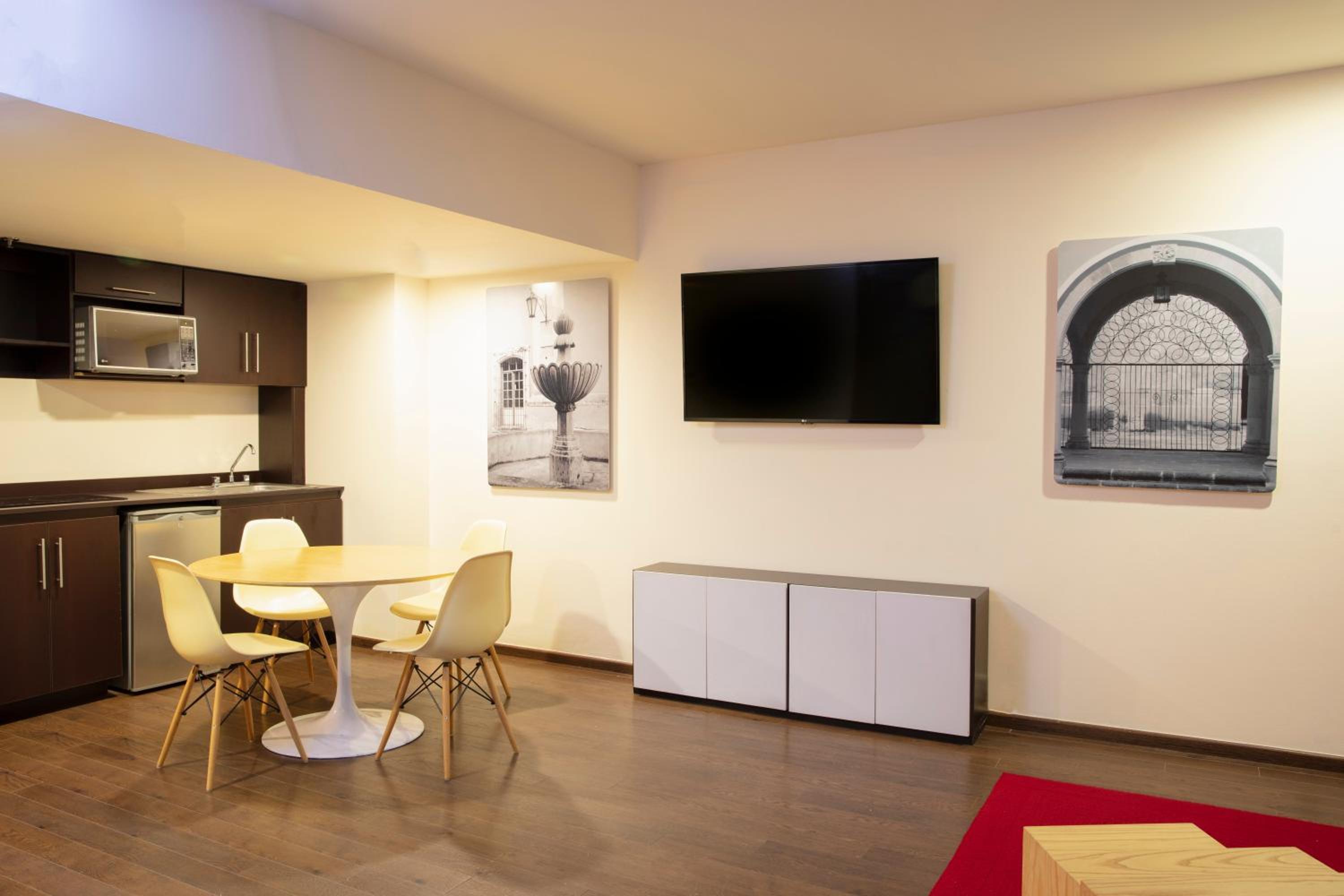 Zacatecas Vacations - Fiesta Inn Zacatecas - Property Image 2