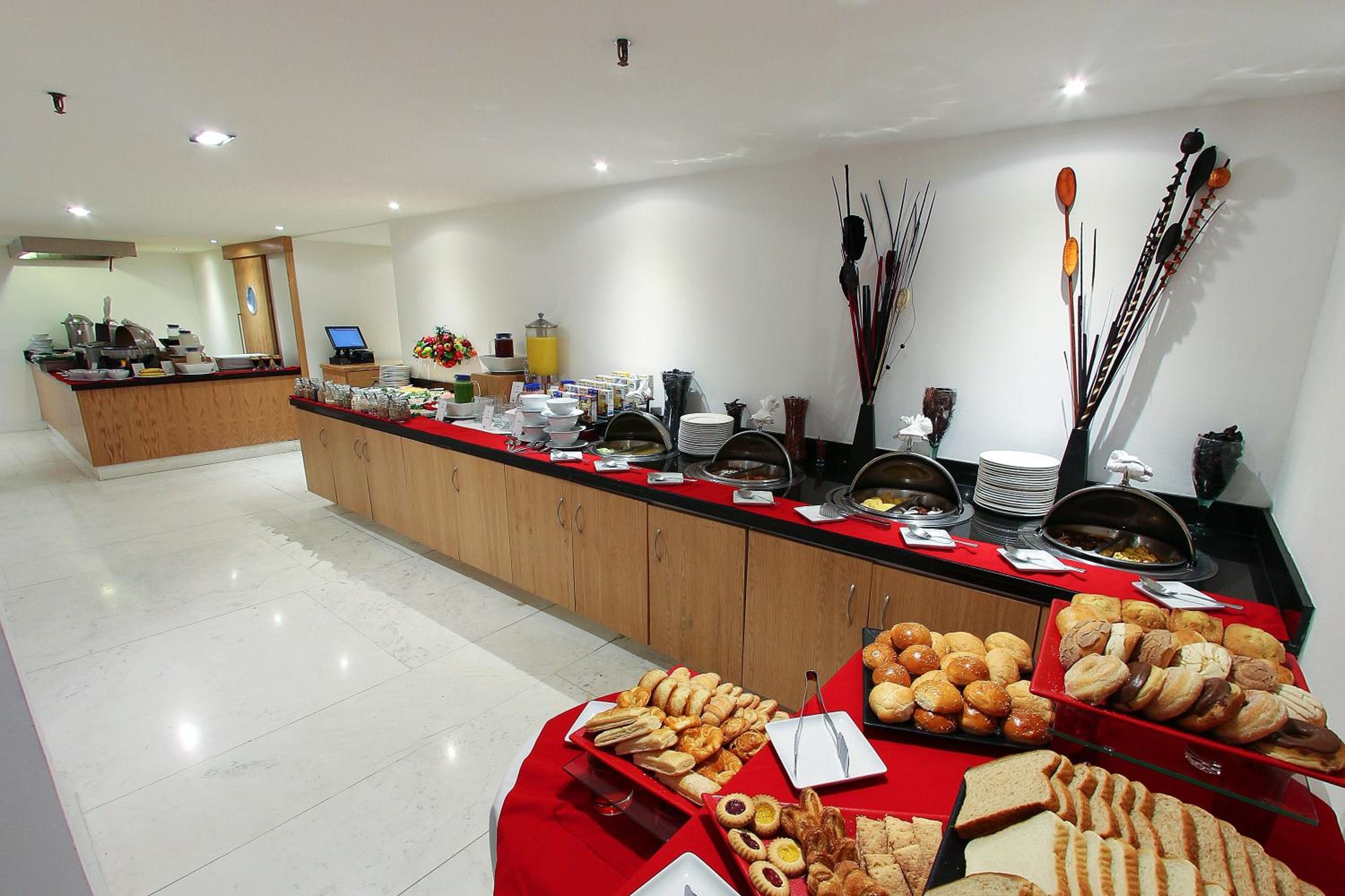 Fiesta Inn Naucalpan - Property Image 37