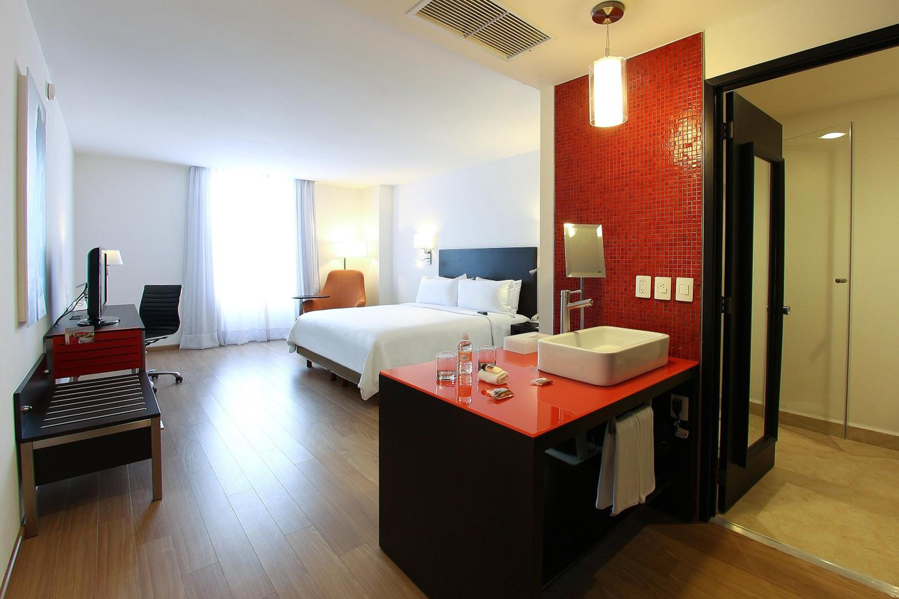 Fiesta Inn Naucalpan - Property Image 3