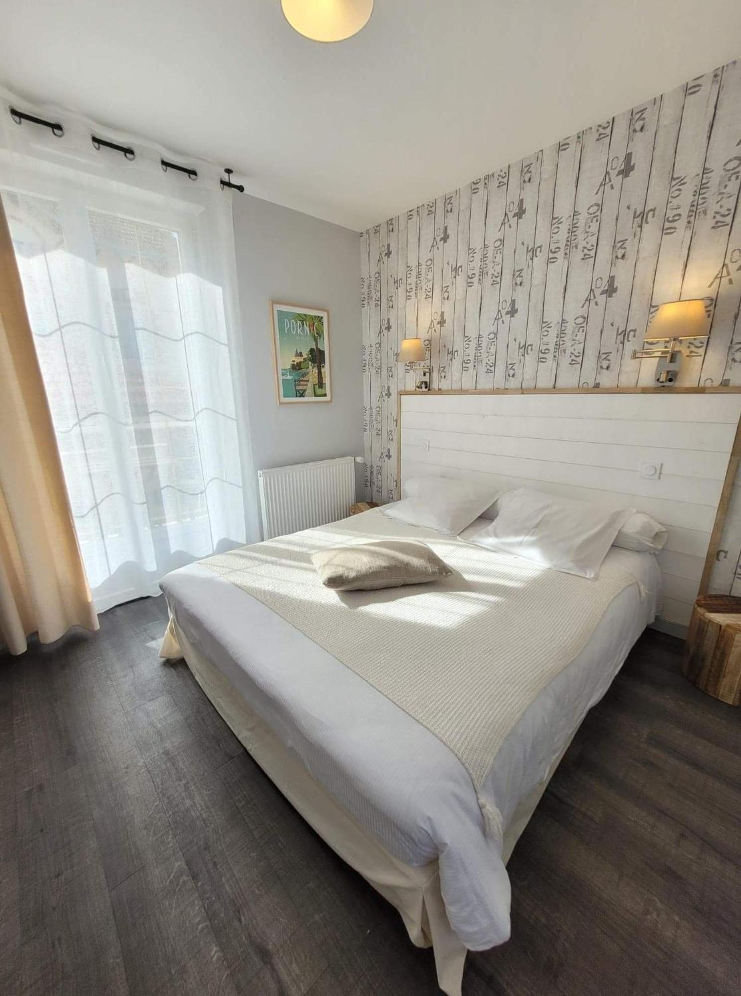 Hôtel de charme & SPA Villa Cosare sur la promenade bord de plage 20m de la mer
