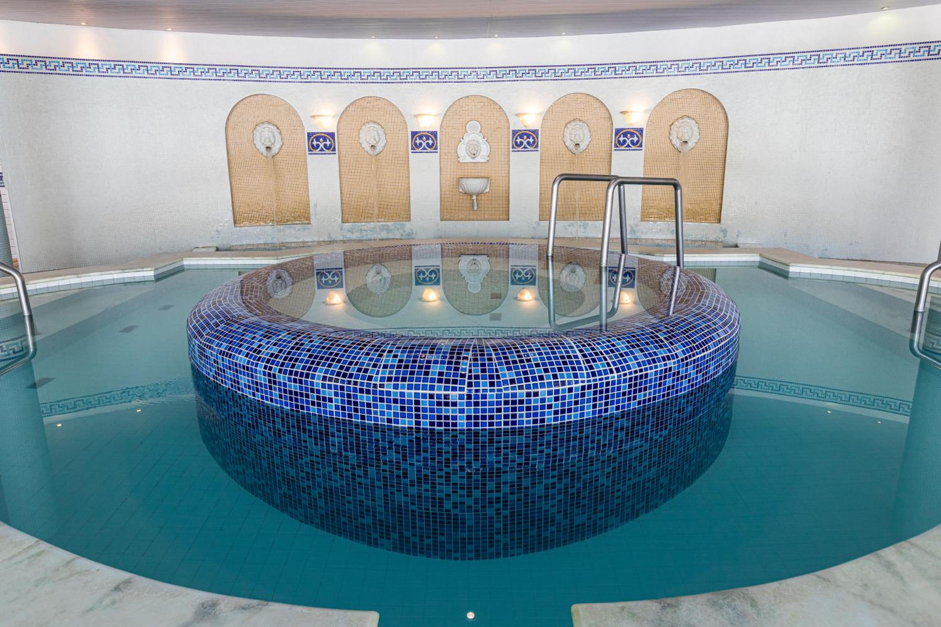 Villa di Mantova Resort Hotel