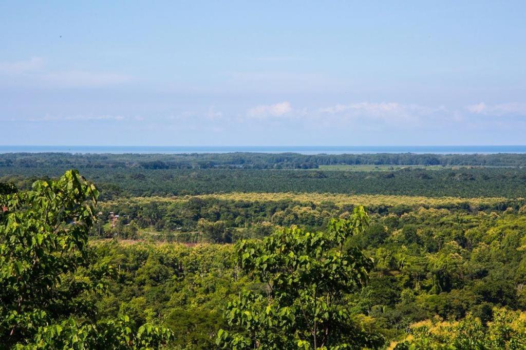 Villa Vista Hermosa - with breathtaking ocean view & WiFI