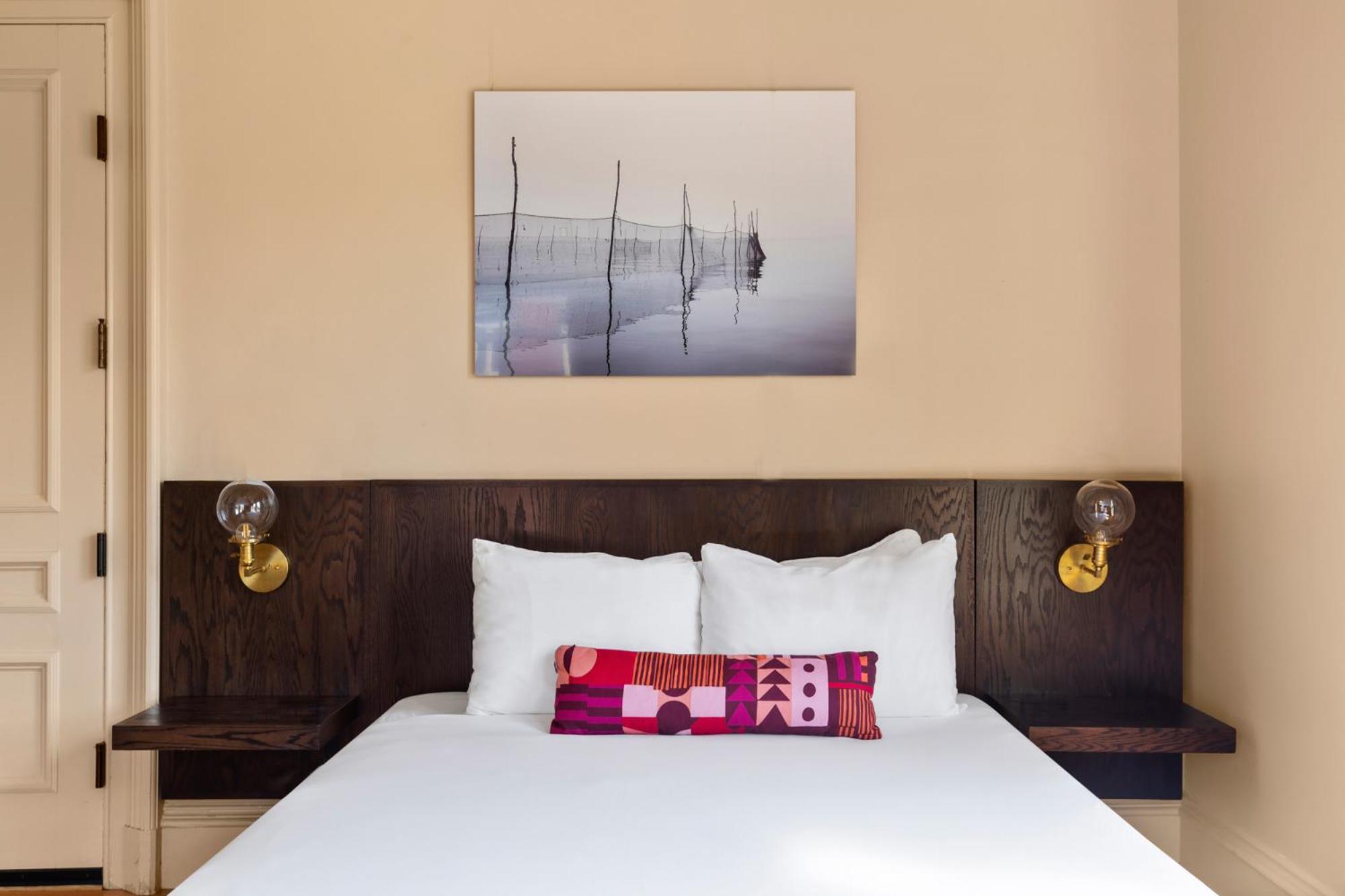 Portland Vacations - The Francis Hotel - Property Image 7