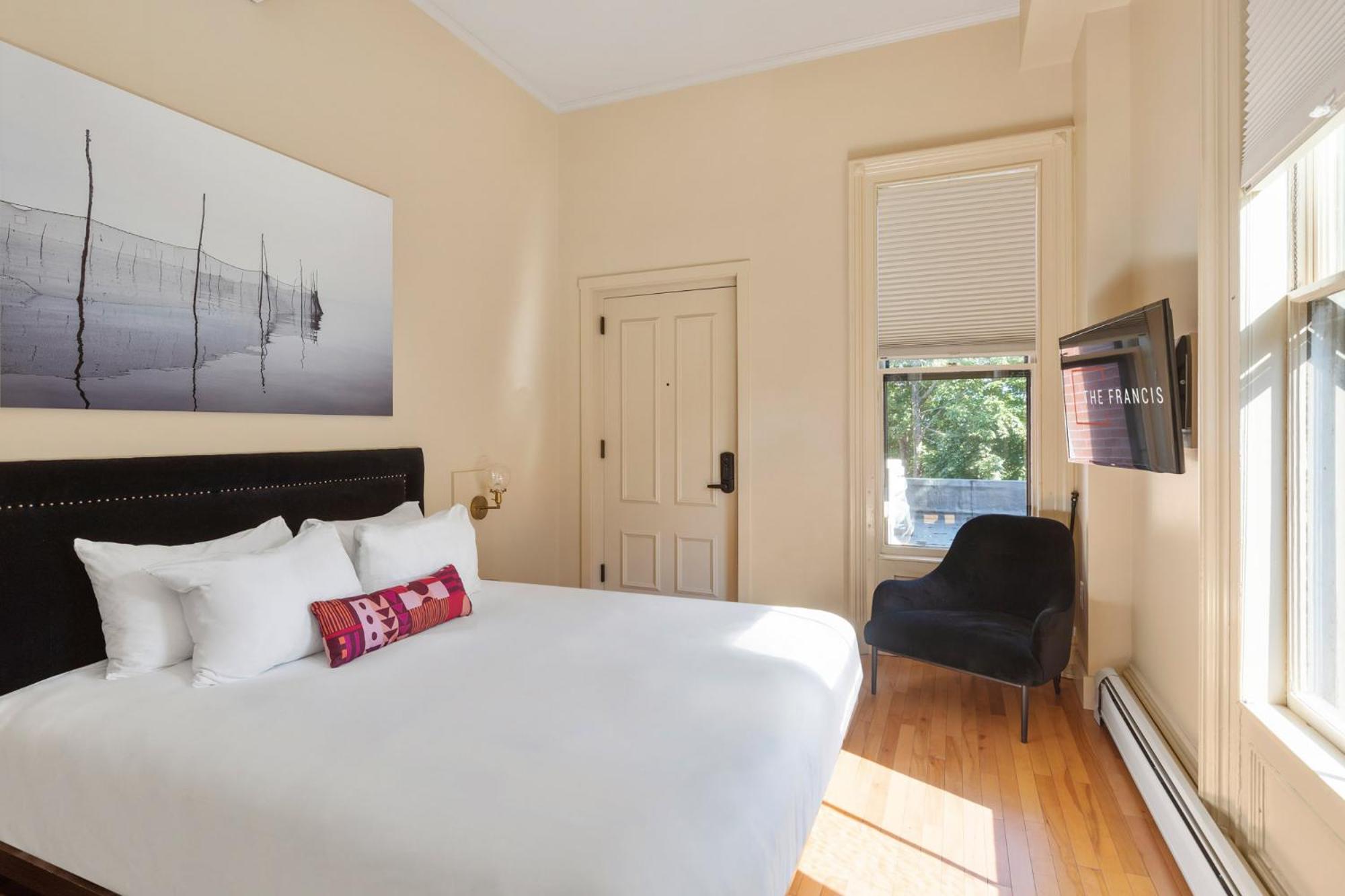 Portland Vacations - The Francis Hotel - Property Image 73