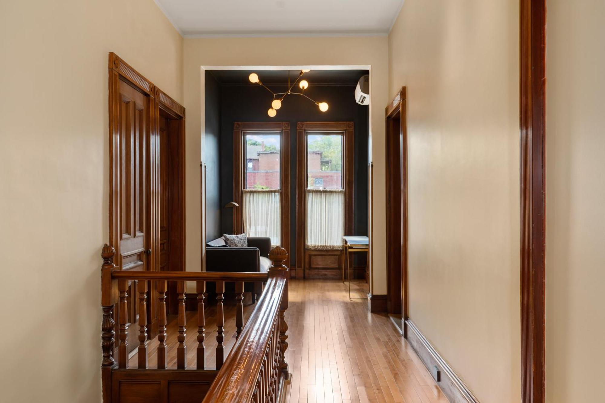 Portland Vacations - The Francis Hotel - Property Image 51