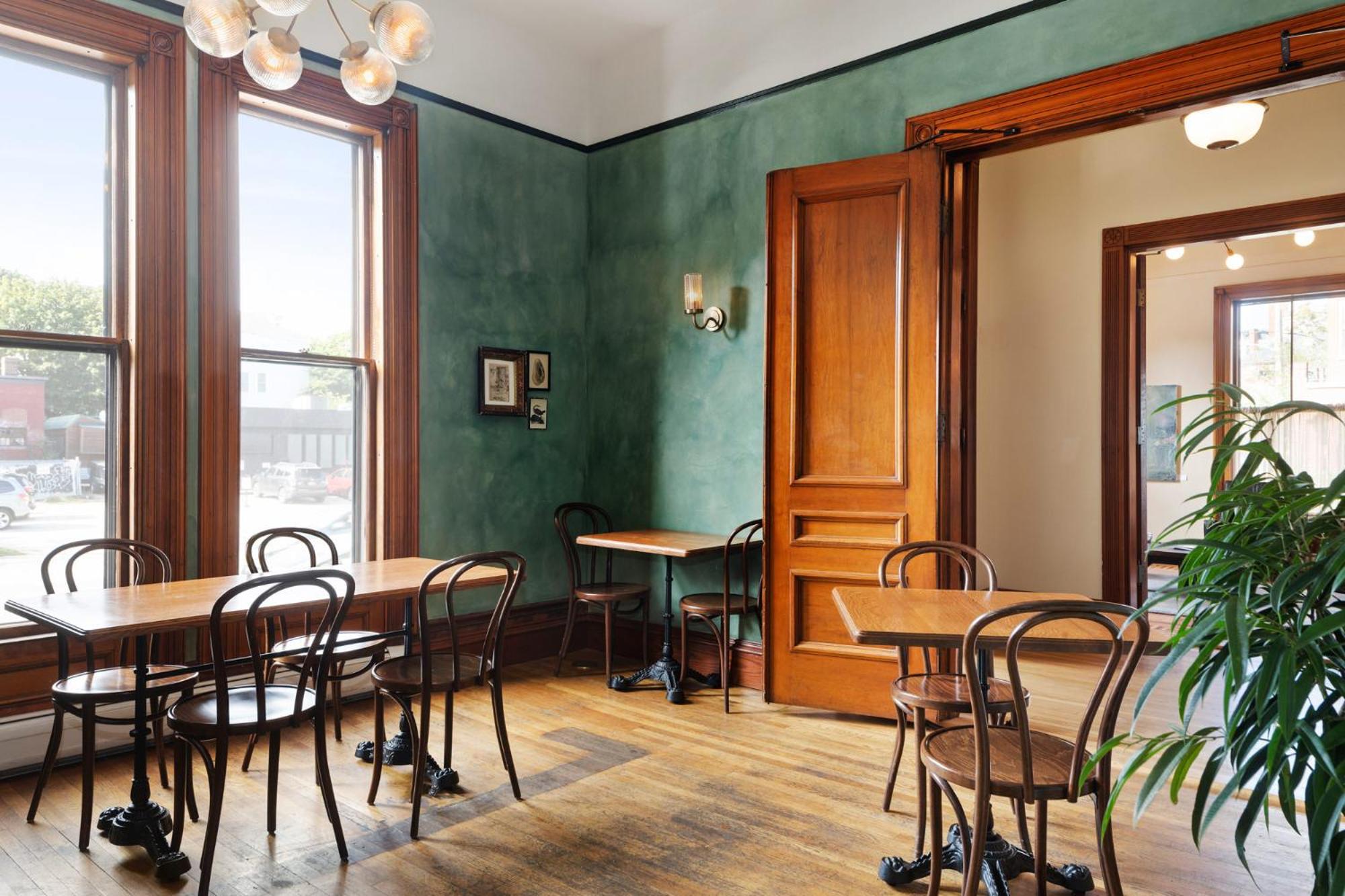 Portland Vacations - The Francis Hotel - Property Image 42