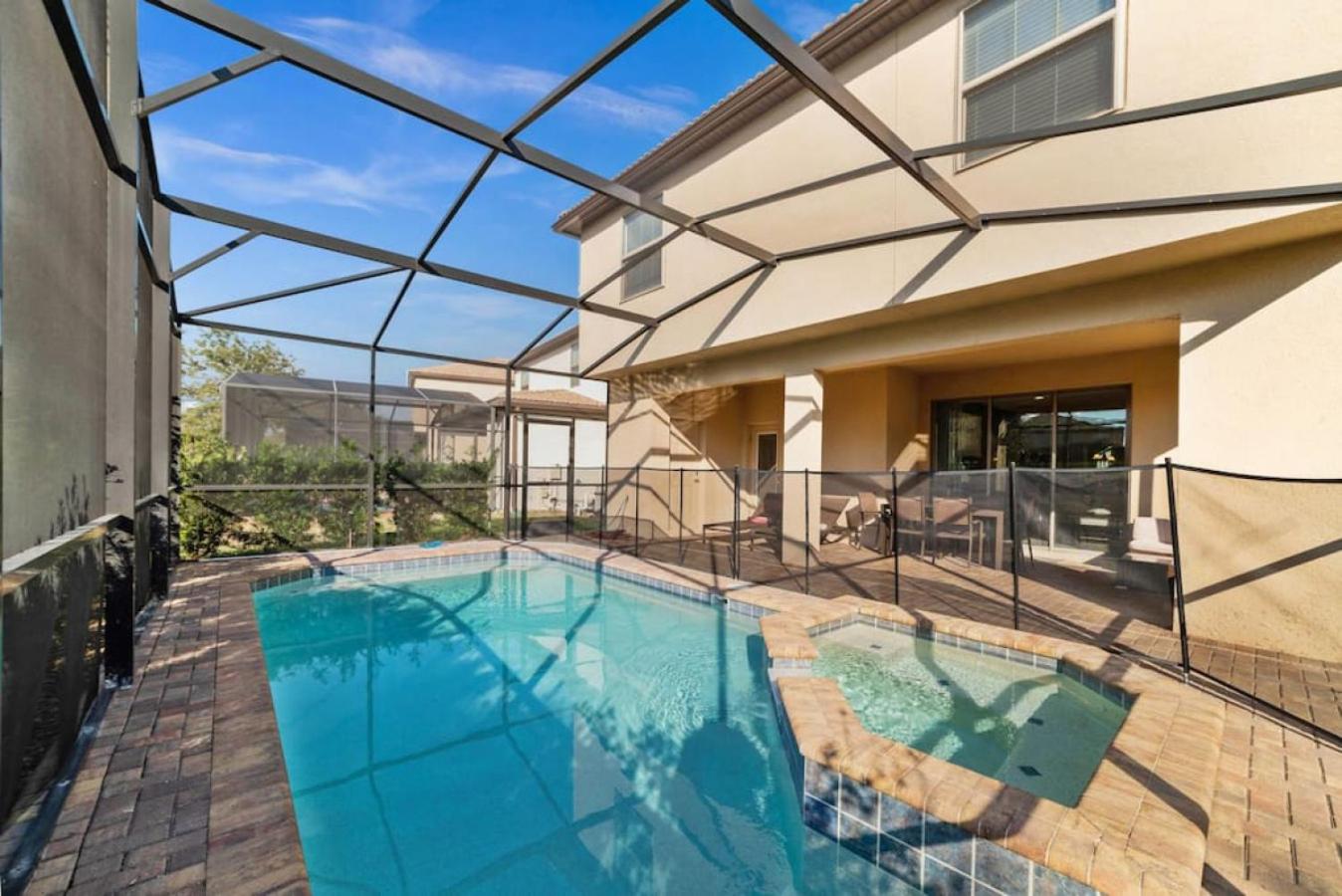 Luxury Pool Villa Minutes to Disney Park 6bedrooms