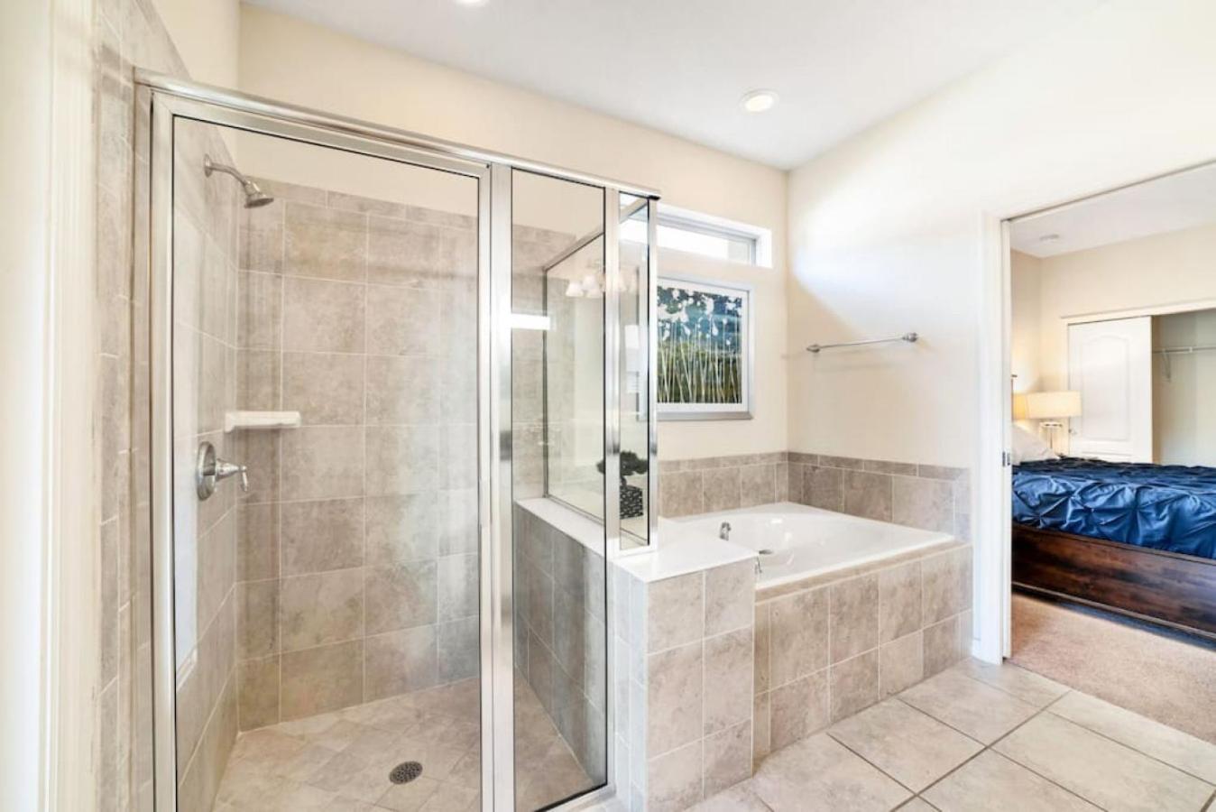 Luxury Pool Villa Minutes to Disney Park 6bedrooms