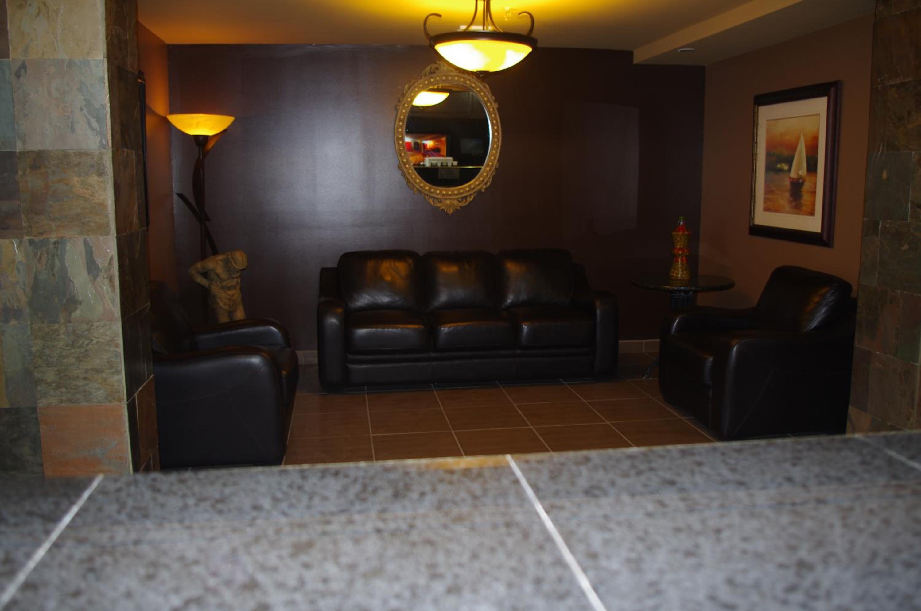 Prince Albert Vacations - South Hill Lodge - Property Image 19