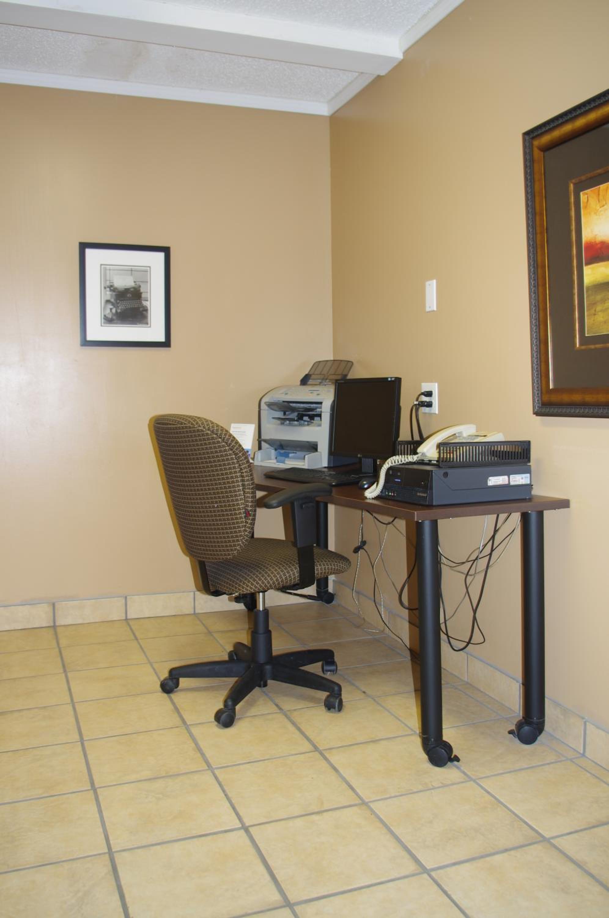 Prince Albert Vacations - South Hill Lodge - Property Image 43