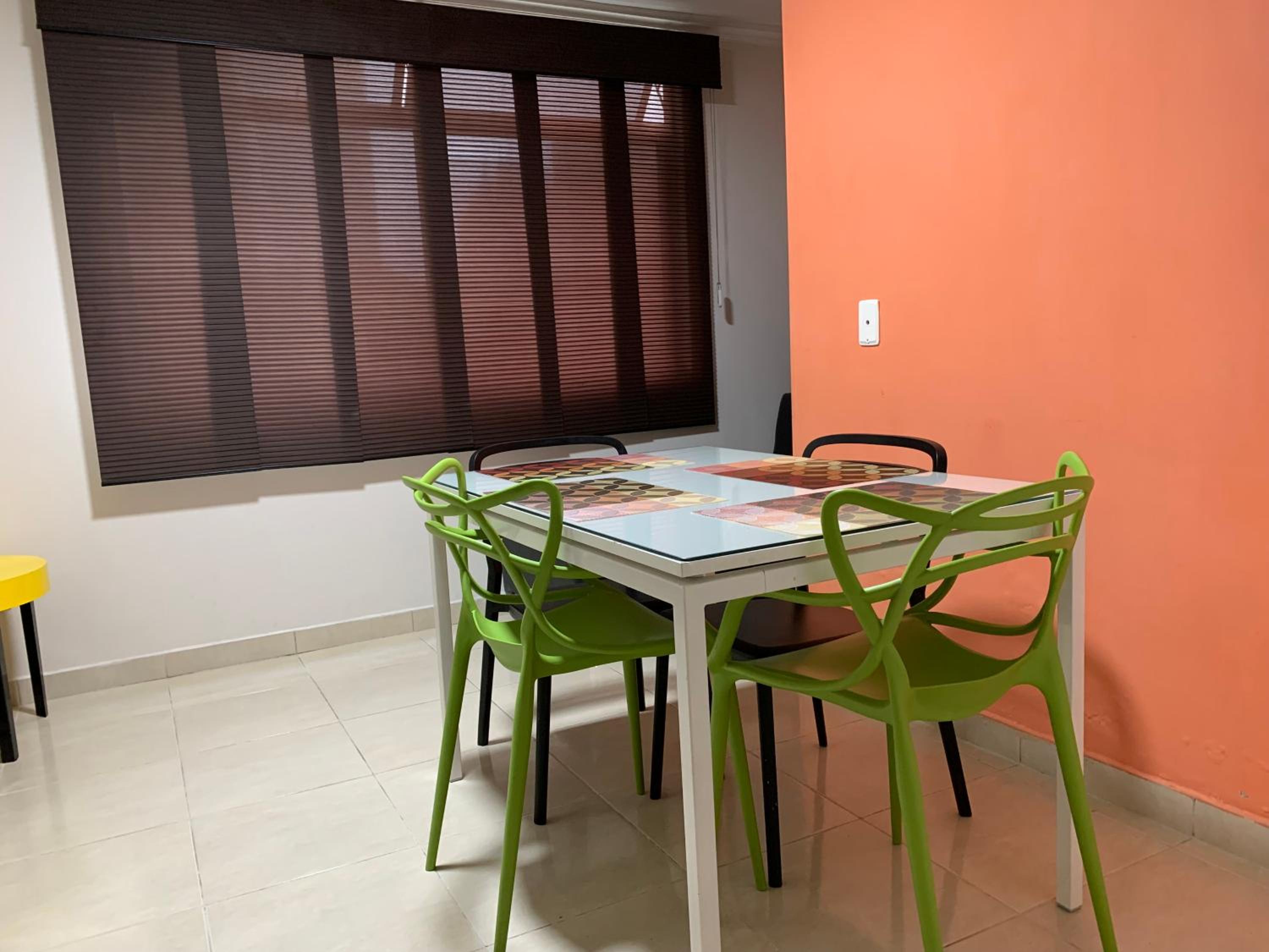 Apartamentos Laureles de la 70