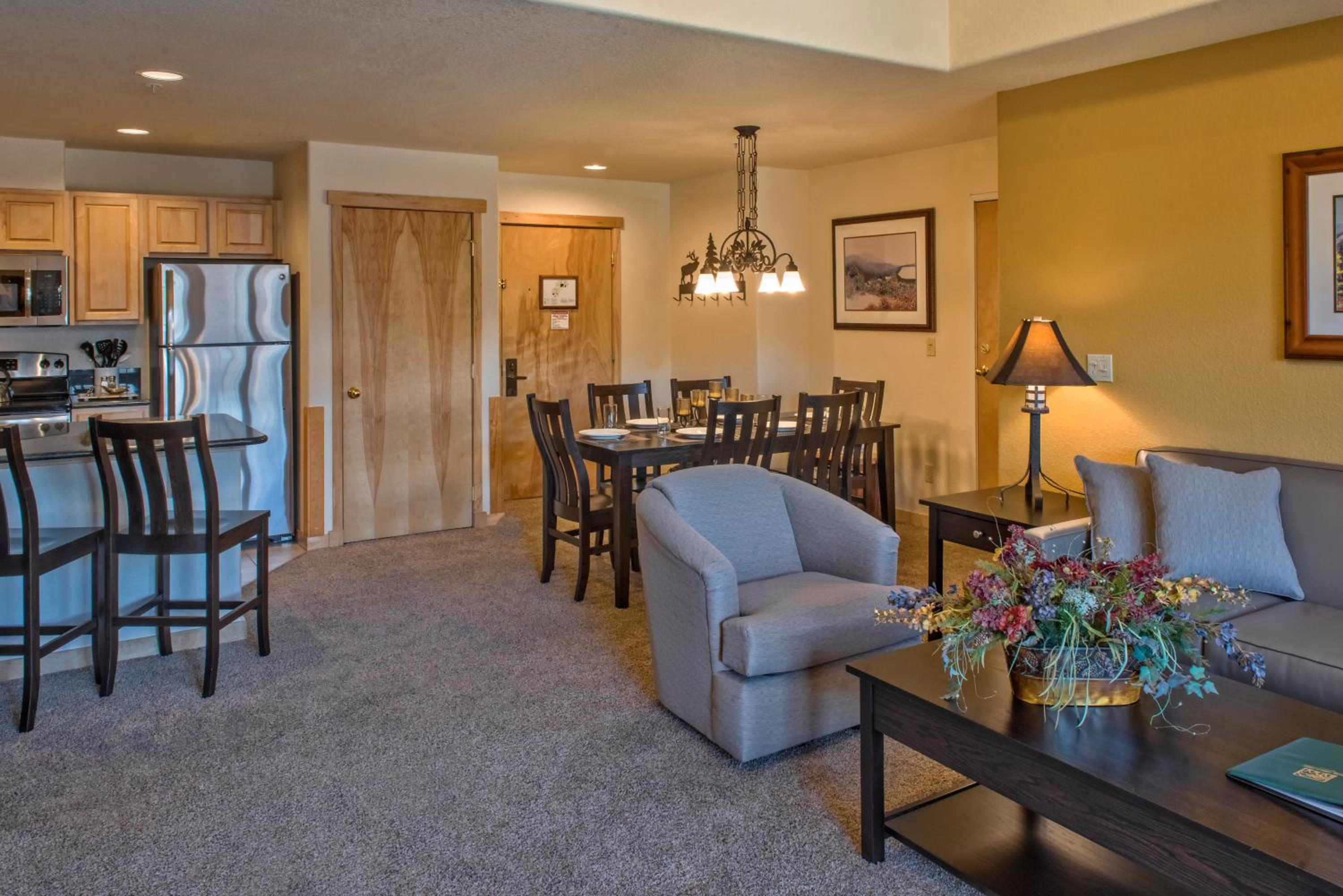 Grand Timber Lodge