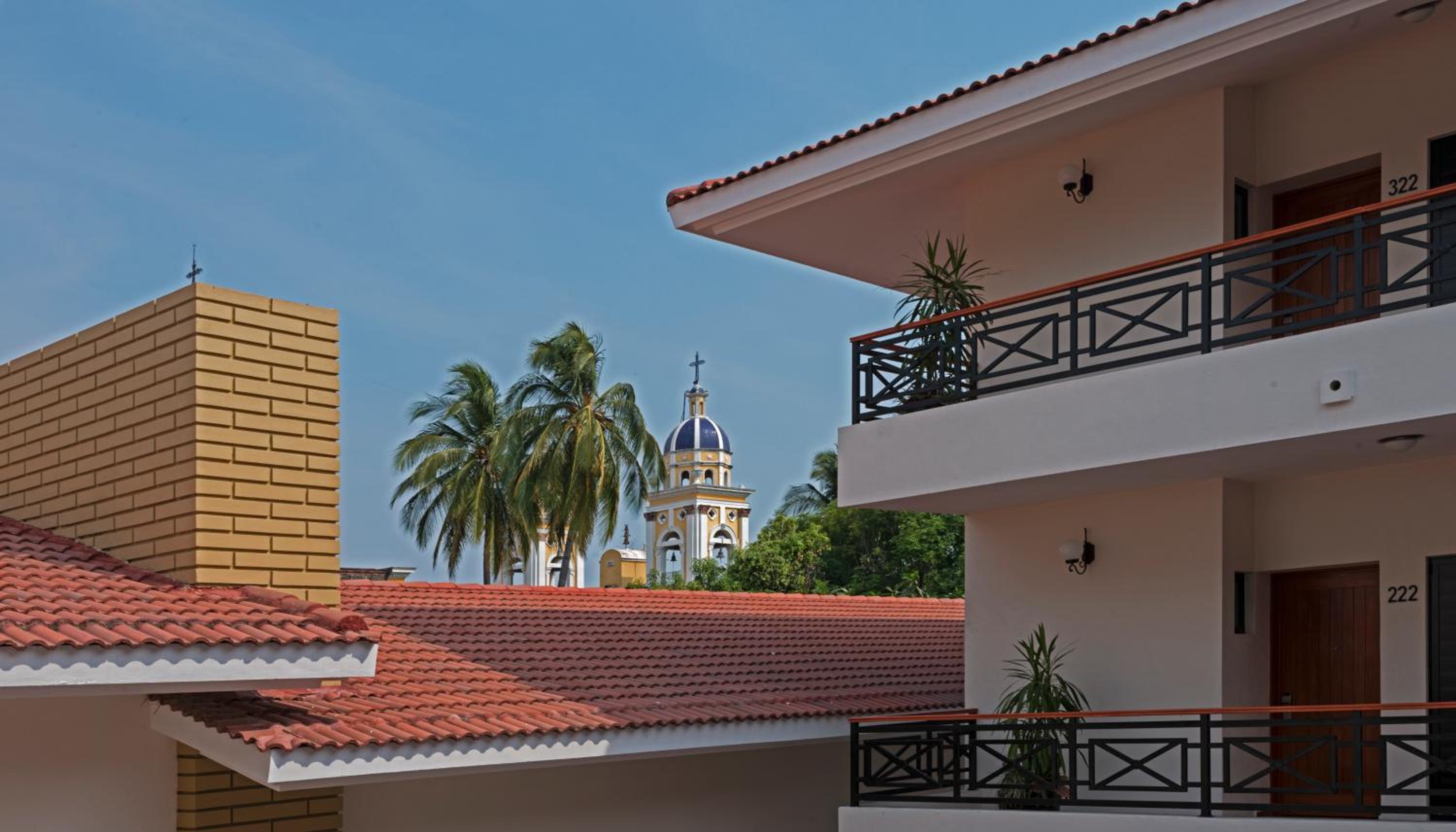 Colima Vacations - Concierge Plaza La Villa - Property Image 2