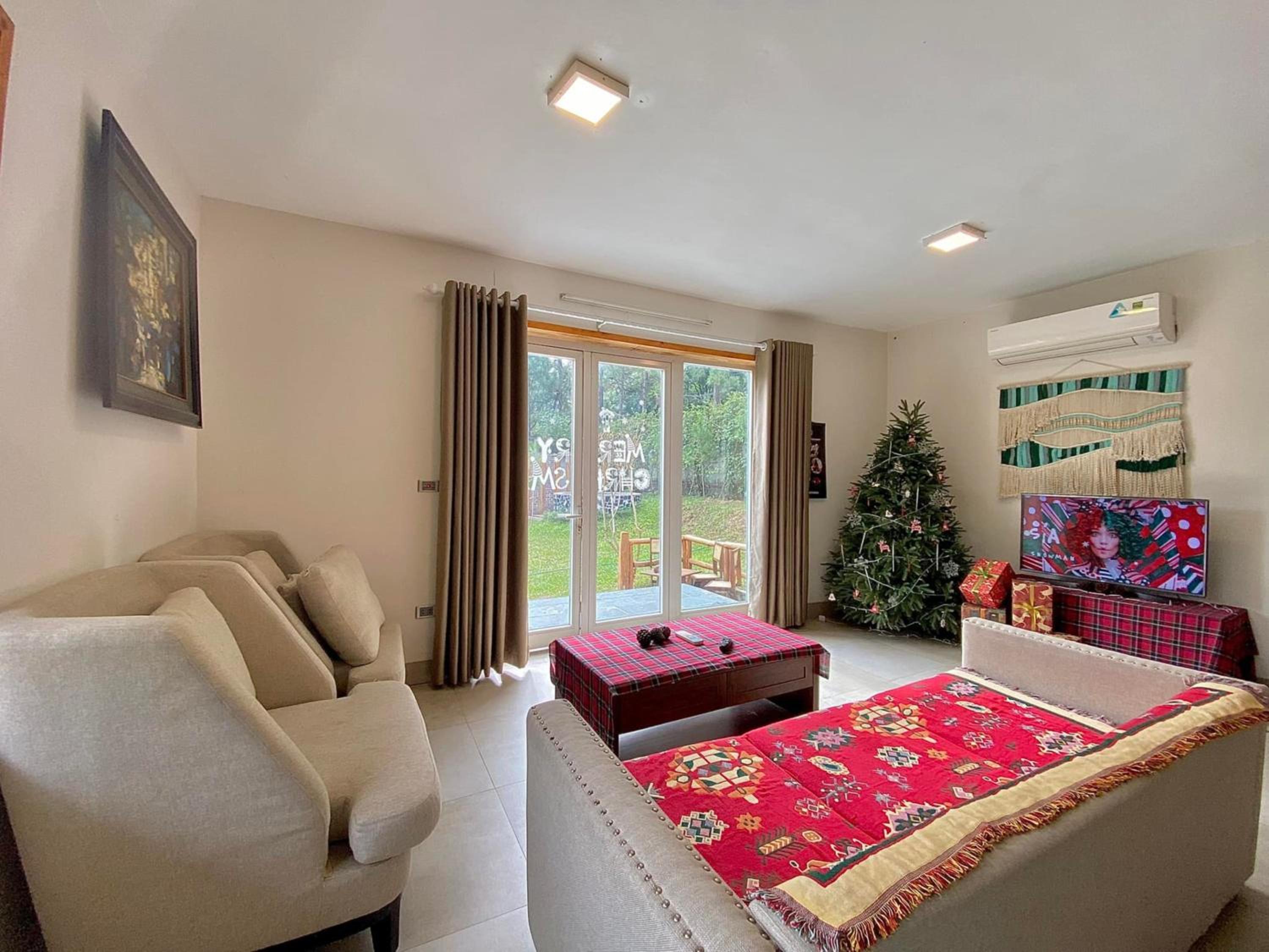 Biệt Thự Con Công Sóc Sơn Venuestay view 5