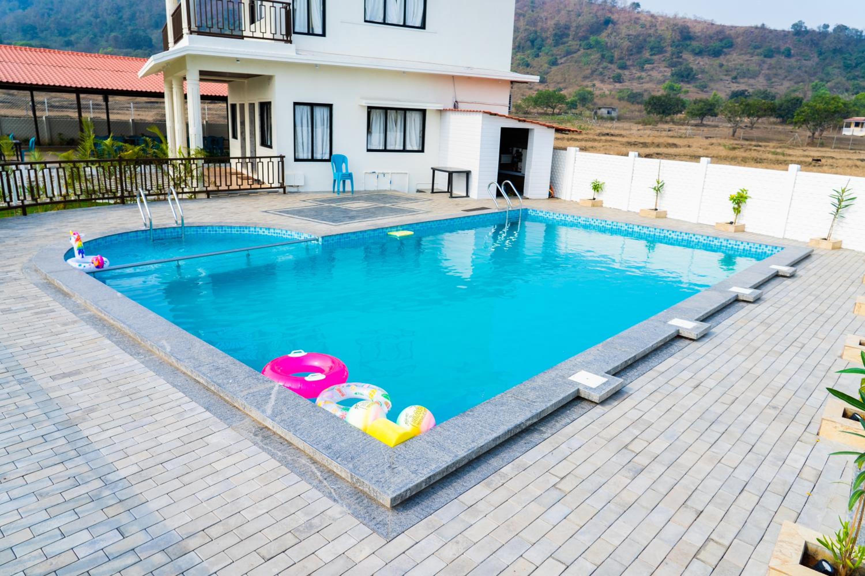 Eden Garden view 4