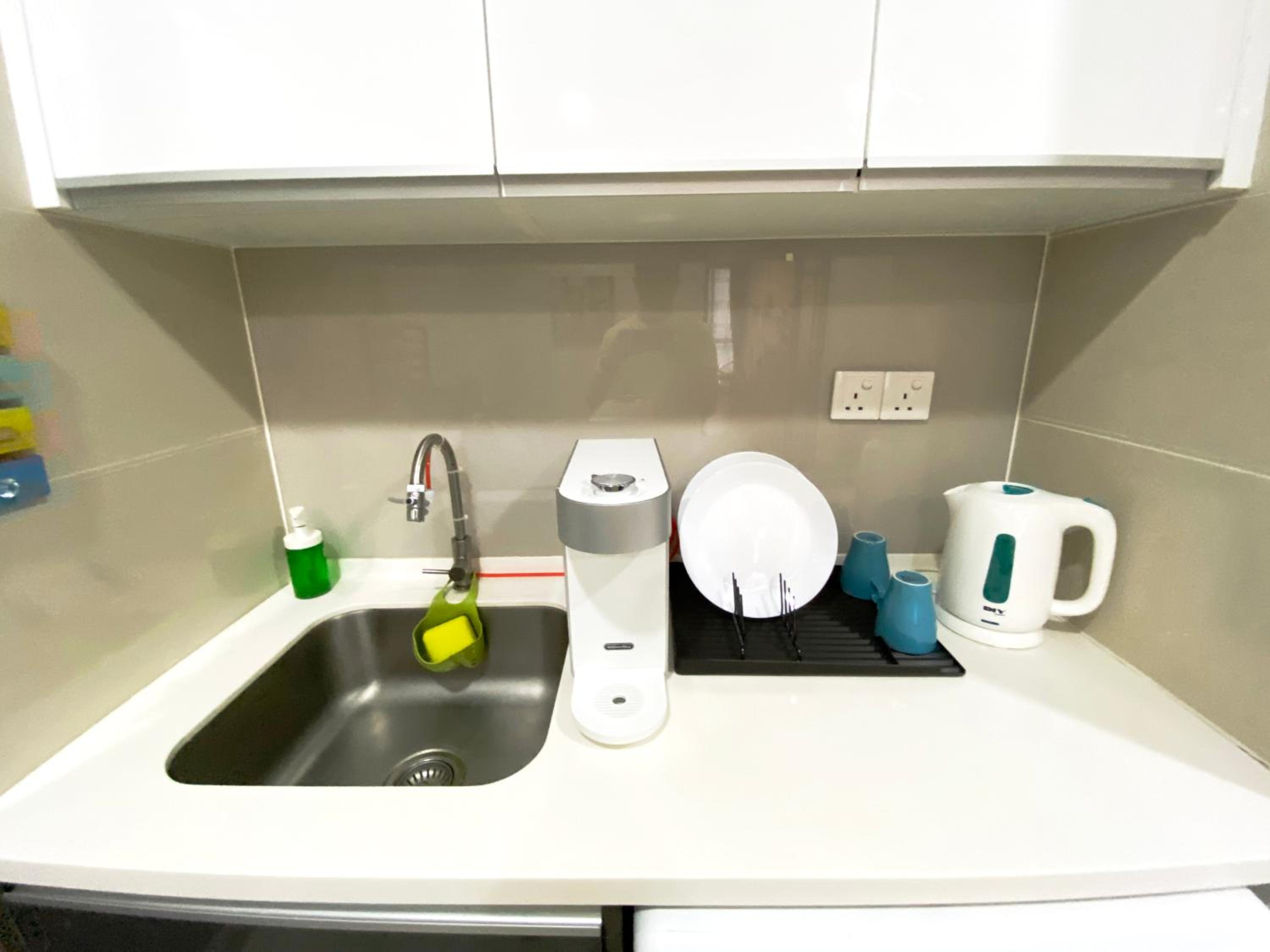 Lily and Loft - KL Gateway Bangsar LRT, WIFI, Netflix