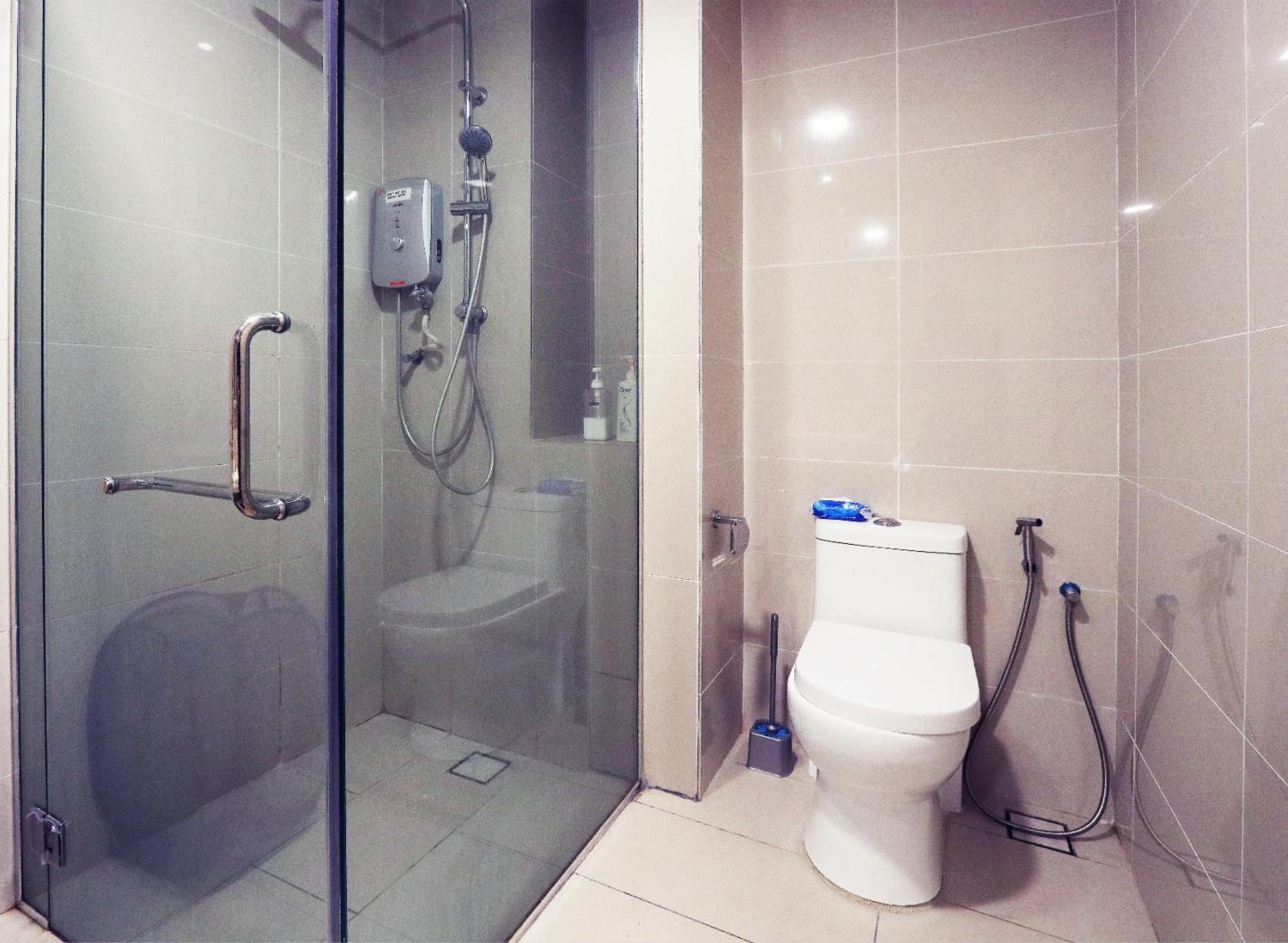 Lily and Loft - KL Gateway Bangsar LRT, WIFI, Netflix