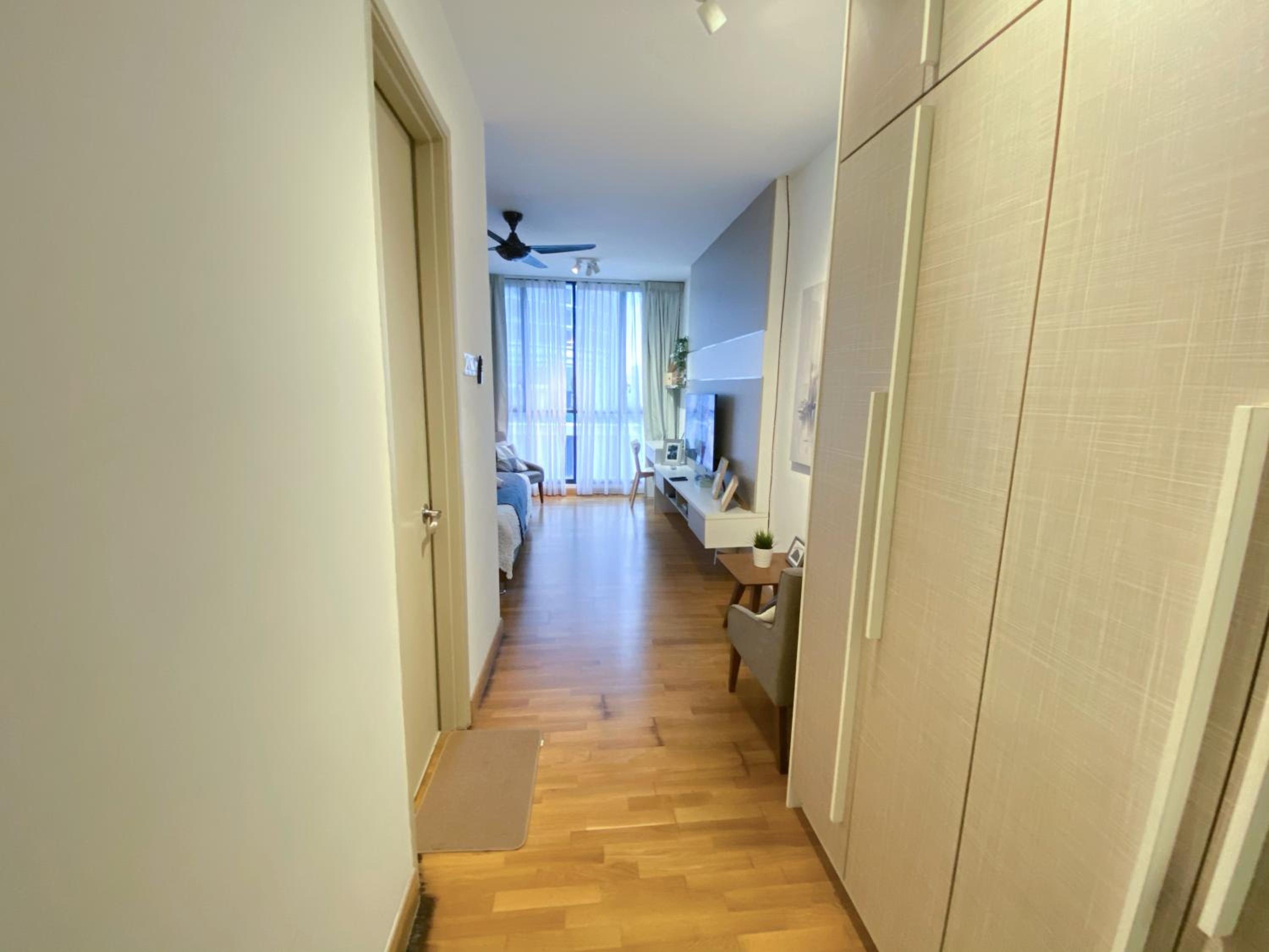 Lily and Loft - KL Gateway Bangsar LRT, WIFI, Netflix